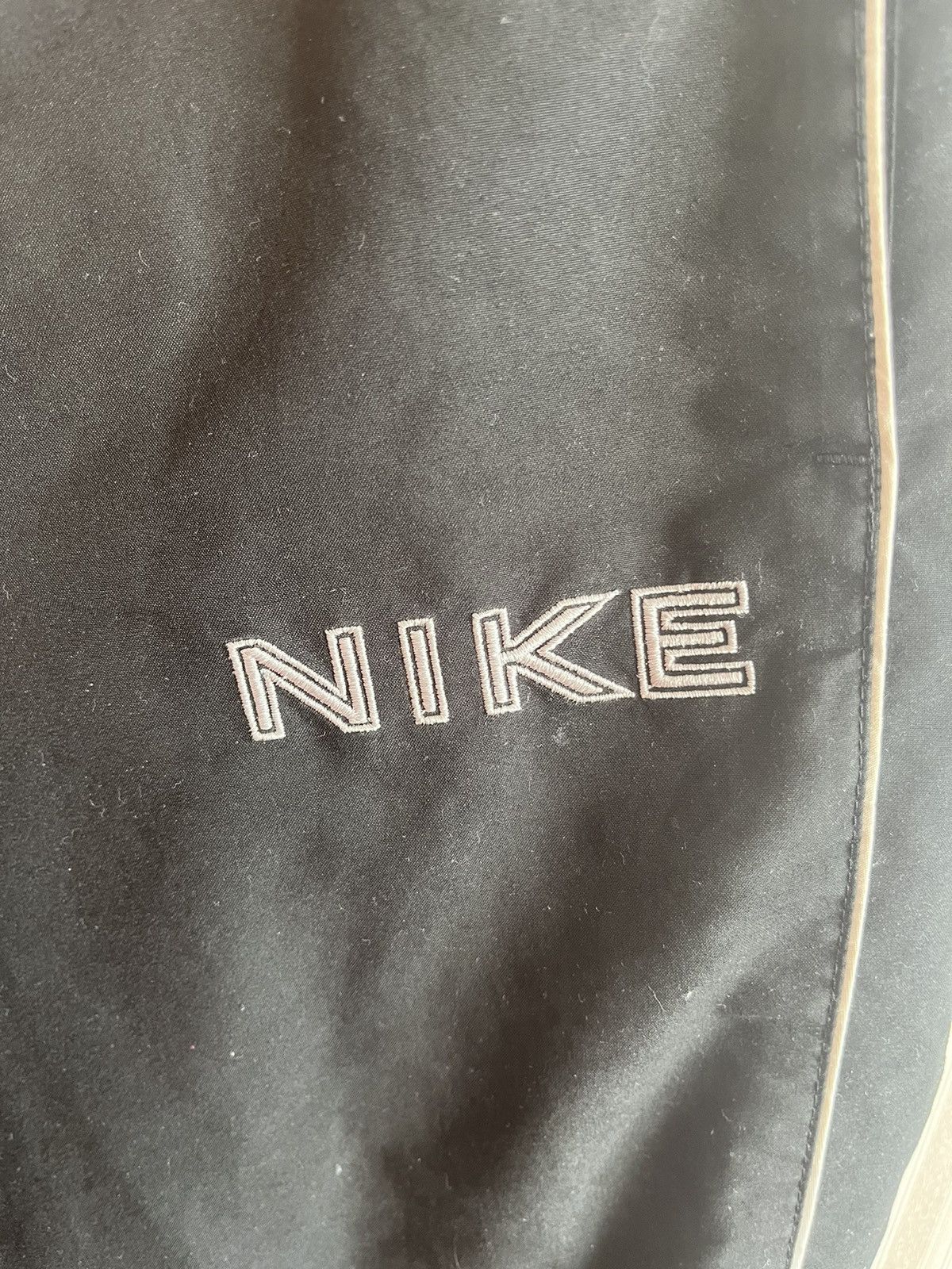 Nike × Vintage NIKE VINTAGE NYLON PANTS Size US 44 / EU 60 - 3 Thumbnail