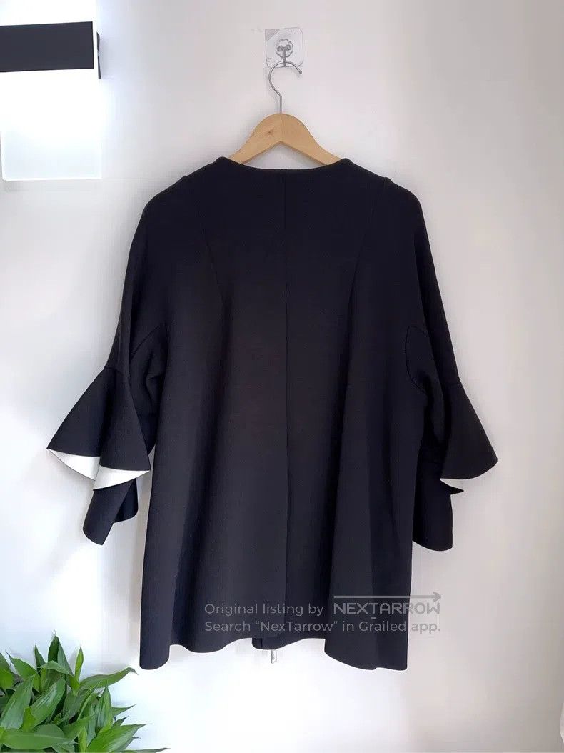 Valentino Valentino Black ruffled cuff jacket Size S / US 4 / IT 40 - 2 Thumbnail