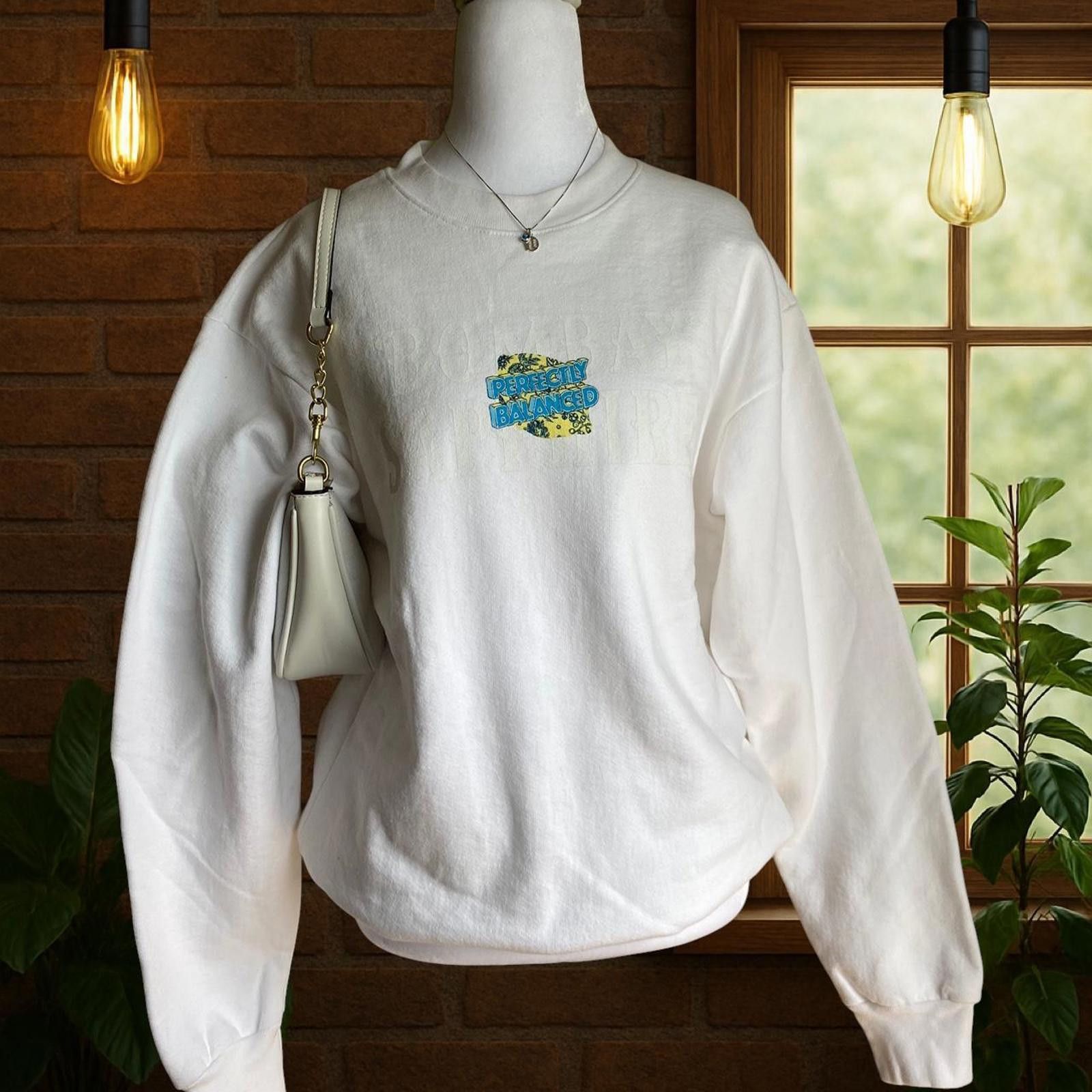 Other White crewneck with blue accents- summer crewneck Size S / US 4 / IT 40 - 4 Thumbnail