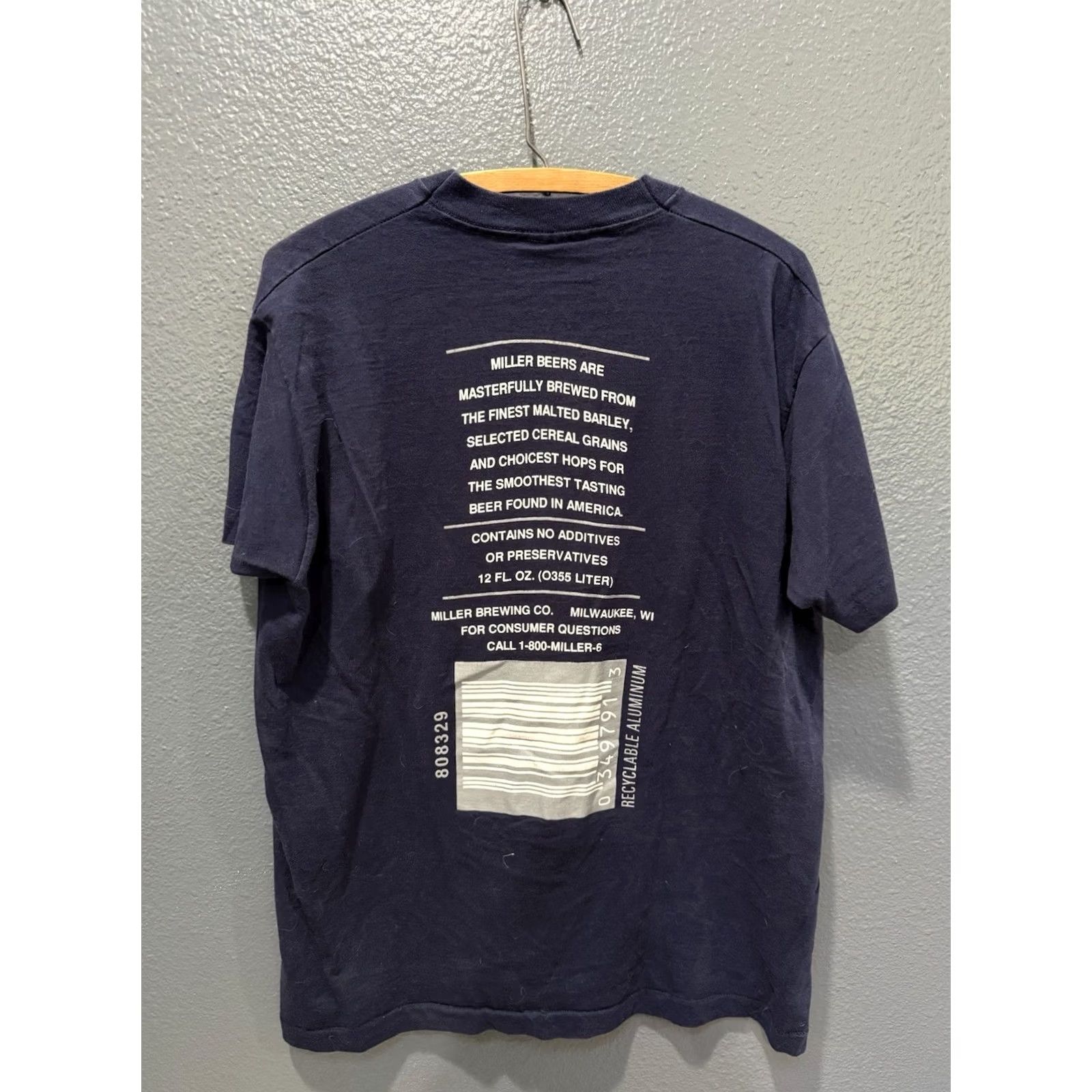 Fruit Of The Loom VINTAGE 90s Icehouse Beer Blue Graphic T-Shirt Shirt L Mens Blue 90s Theme 8/10 Condition Fruit of the Loom Shirt Large Size US L / EU 52-54 / 3 - 4 Thumbnail