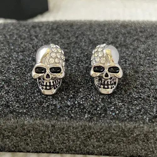 Designer × Jewelry 925 Silver Plated Skull Stud Earrings for Men Women Size ONE SIZE - 1 Thumbnail