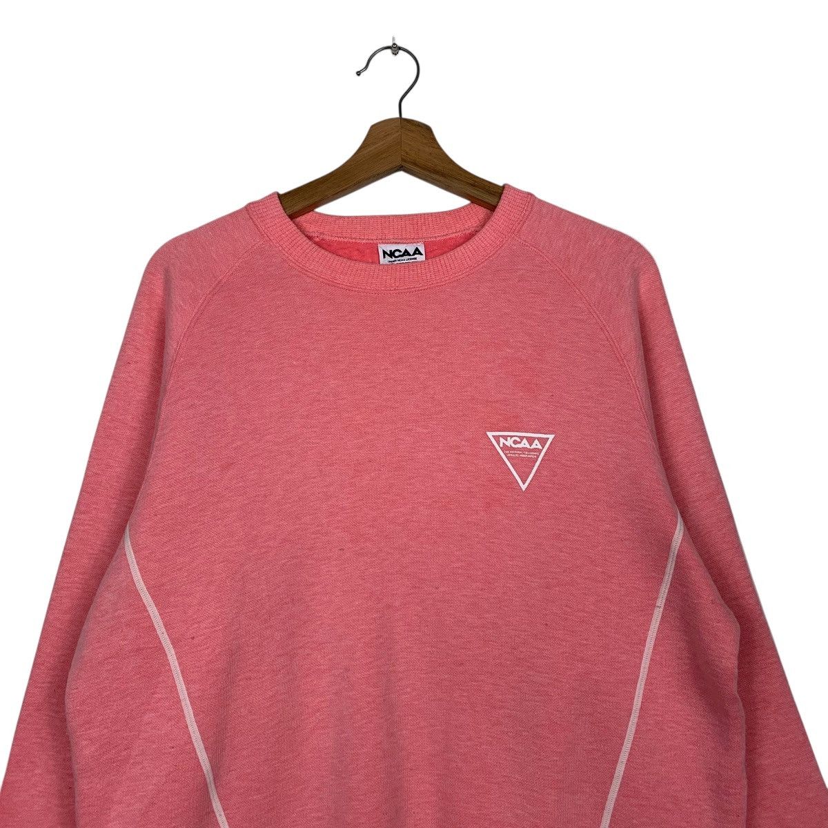 NCAA Descente NCAA Pink Crewneck Sweatshirt Size US L / EU 52-54 / 3 - 2 Thumbnail