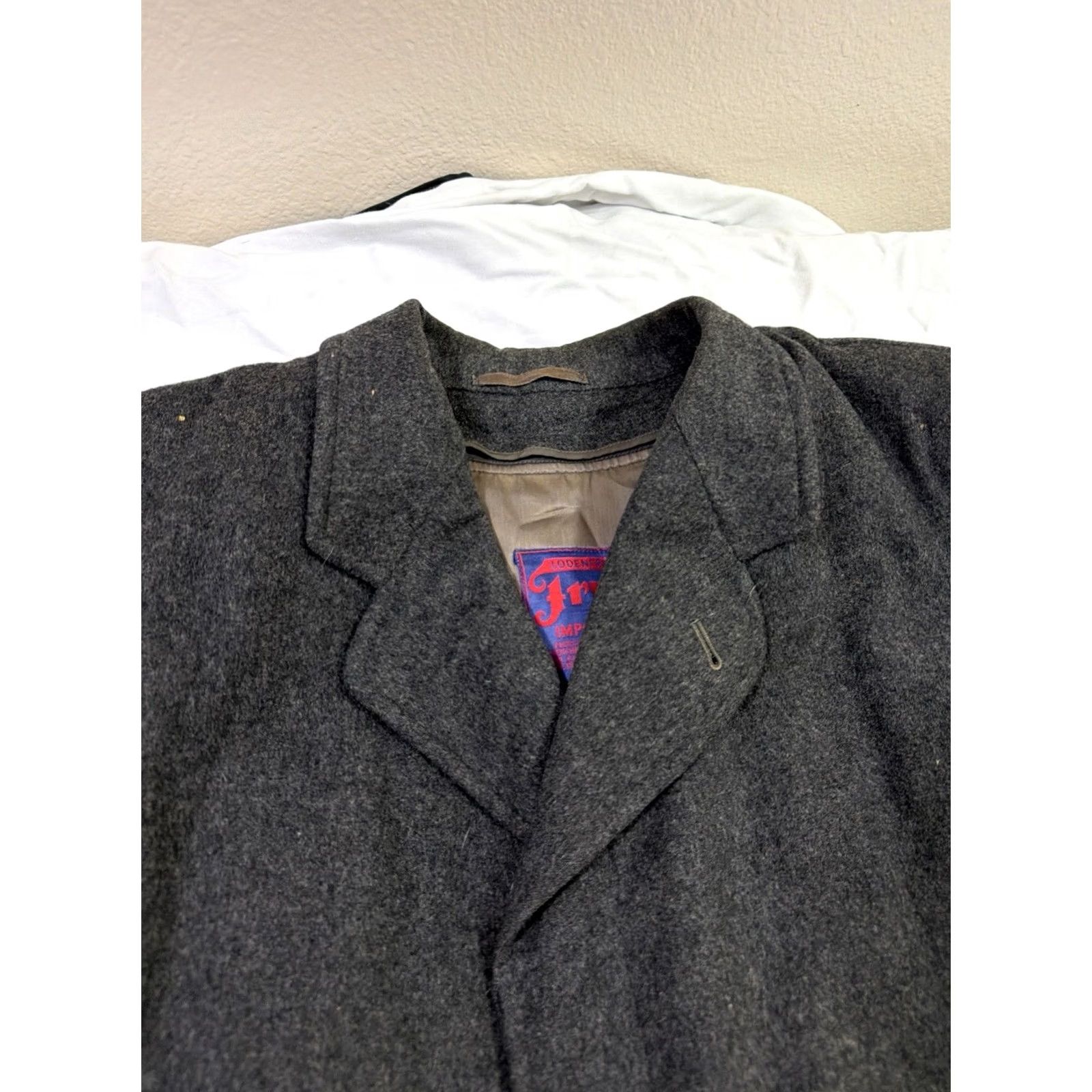 Vintage VINTAGE Loden Frey Coat Men XL Wool Gray Pea Coat Pockets-Flaws/Repair Needed Size US XL / EU 56 / 4 - 5 Thumbnail