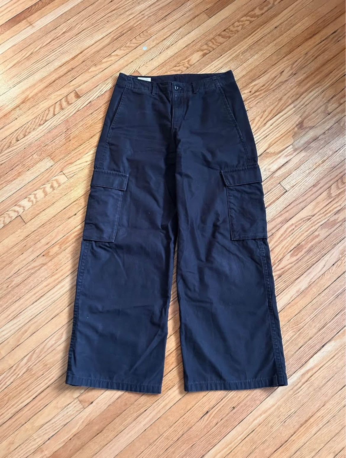 Levi's Made & Crafted Levis Wide Fit Cargo Pants (Washed Black) Size US 31 - 1 Thumbnail