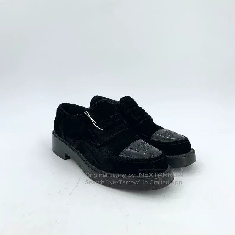 Chanel Chanel Black velvet patent leather stitching casual loafer Size US 8 / IT 38 - 2 Thumbnail