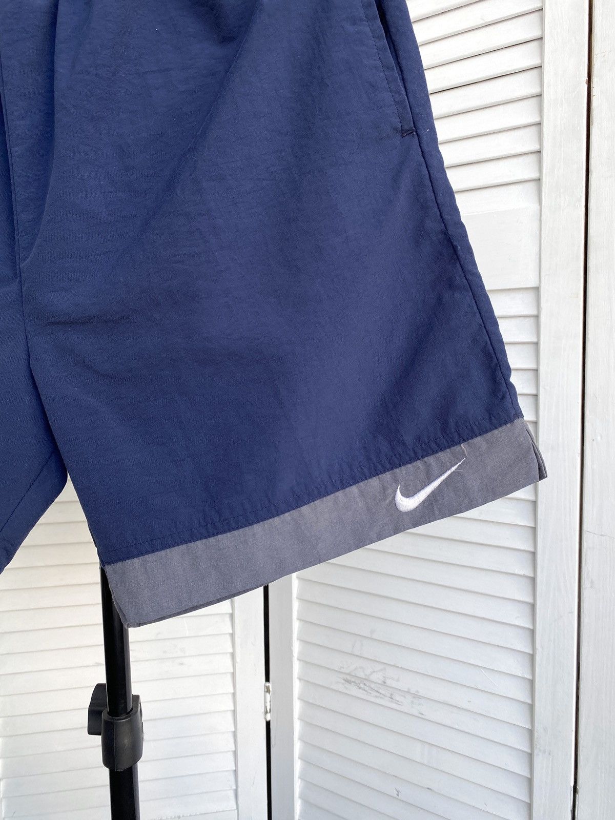 Nike × Vintage Nike Vintage 90s Solo Swoosh Nylon Retro Shorts Size US 34 / EU 50 - 5 Thumbnail