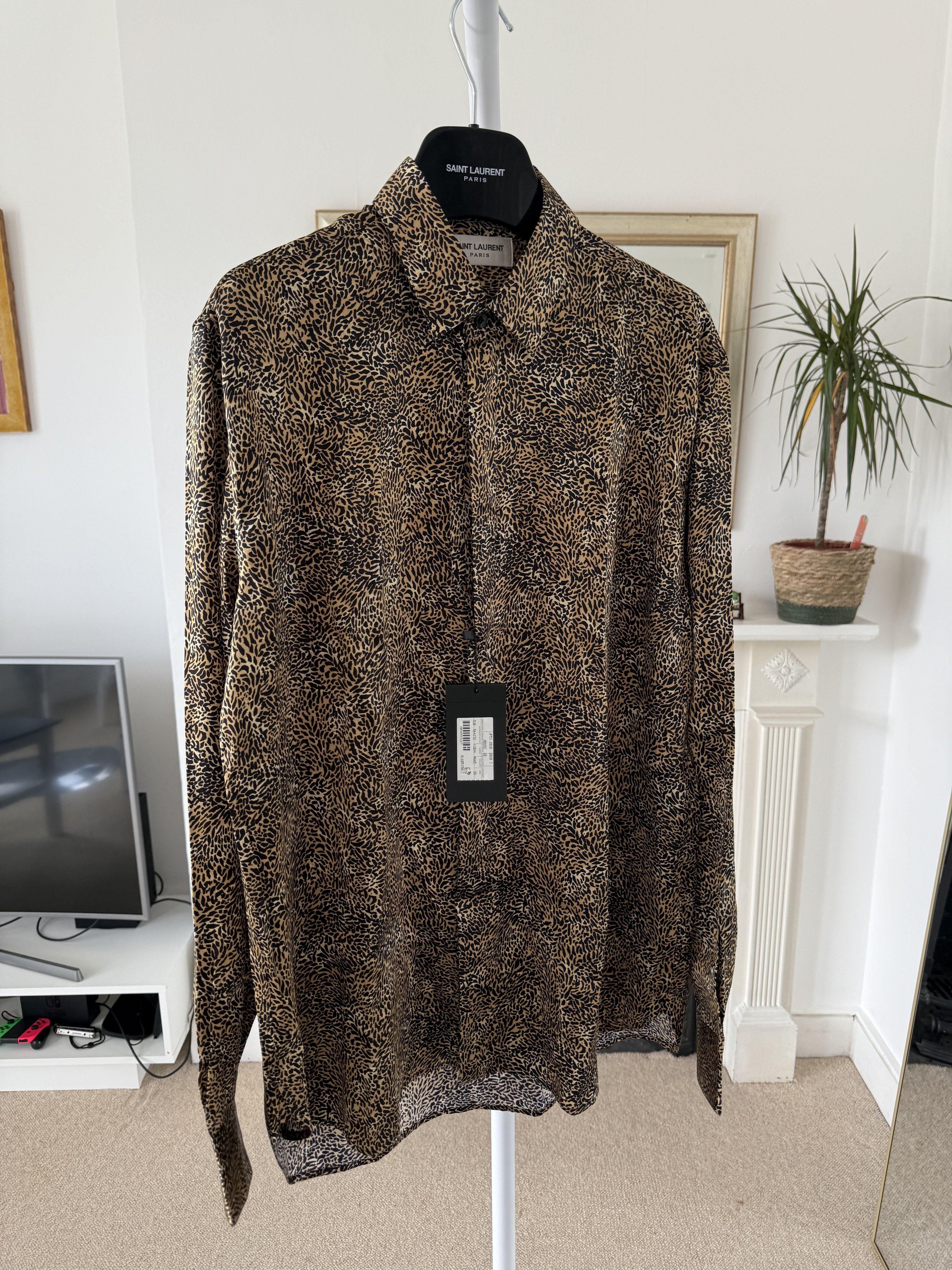 Saint Laurent Paris Saint Laurent Silk Leopard Shirt Size US M / EU 48-50 / 2 - 1 Thumbnail