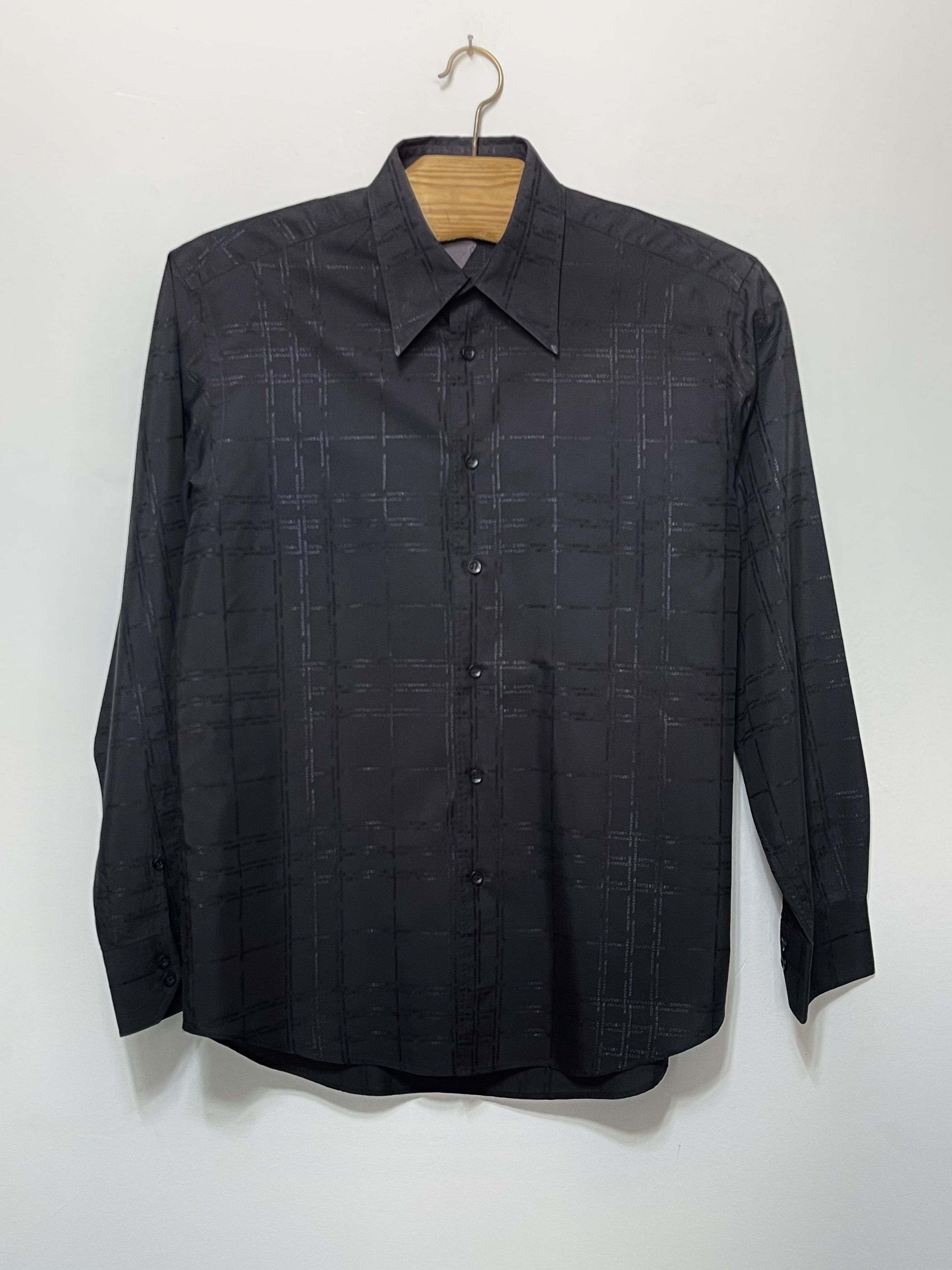 Versace 🔥 monogrammed shirt vintage versace black size L Size US L / EU 52-54 / 3 - 2 Thumbnail
