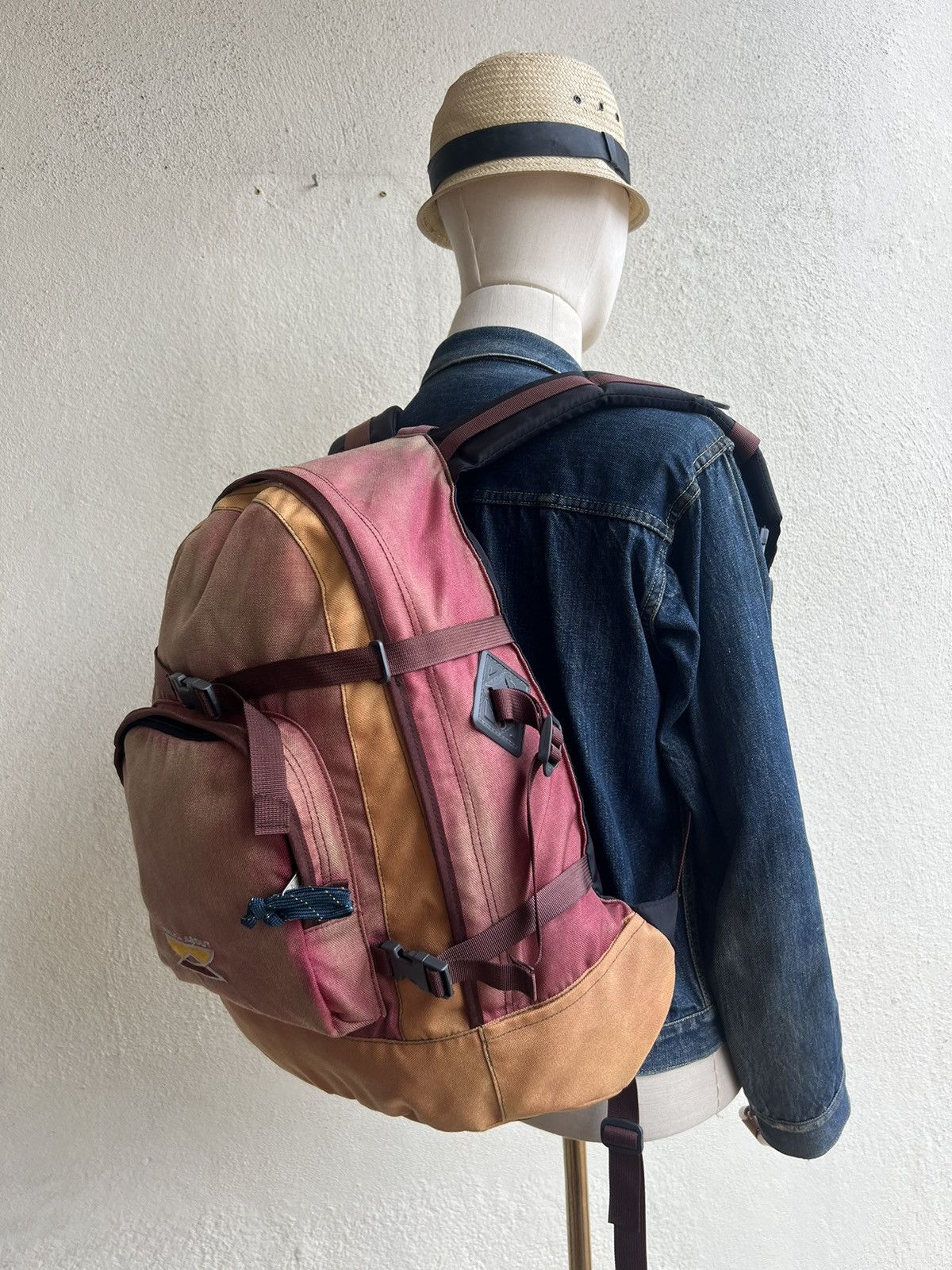 Vintage Vintage Sun Faded Walk-About Multi Colour Backpack Bag Size ONE SIZE - 3 Thumbnail