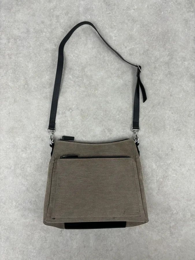 Gucci Gucci Beige Canvas Messenger Bag Size ONE SIZE - 1 Thumbnail