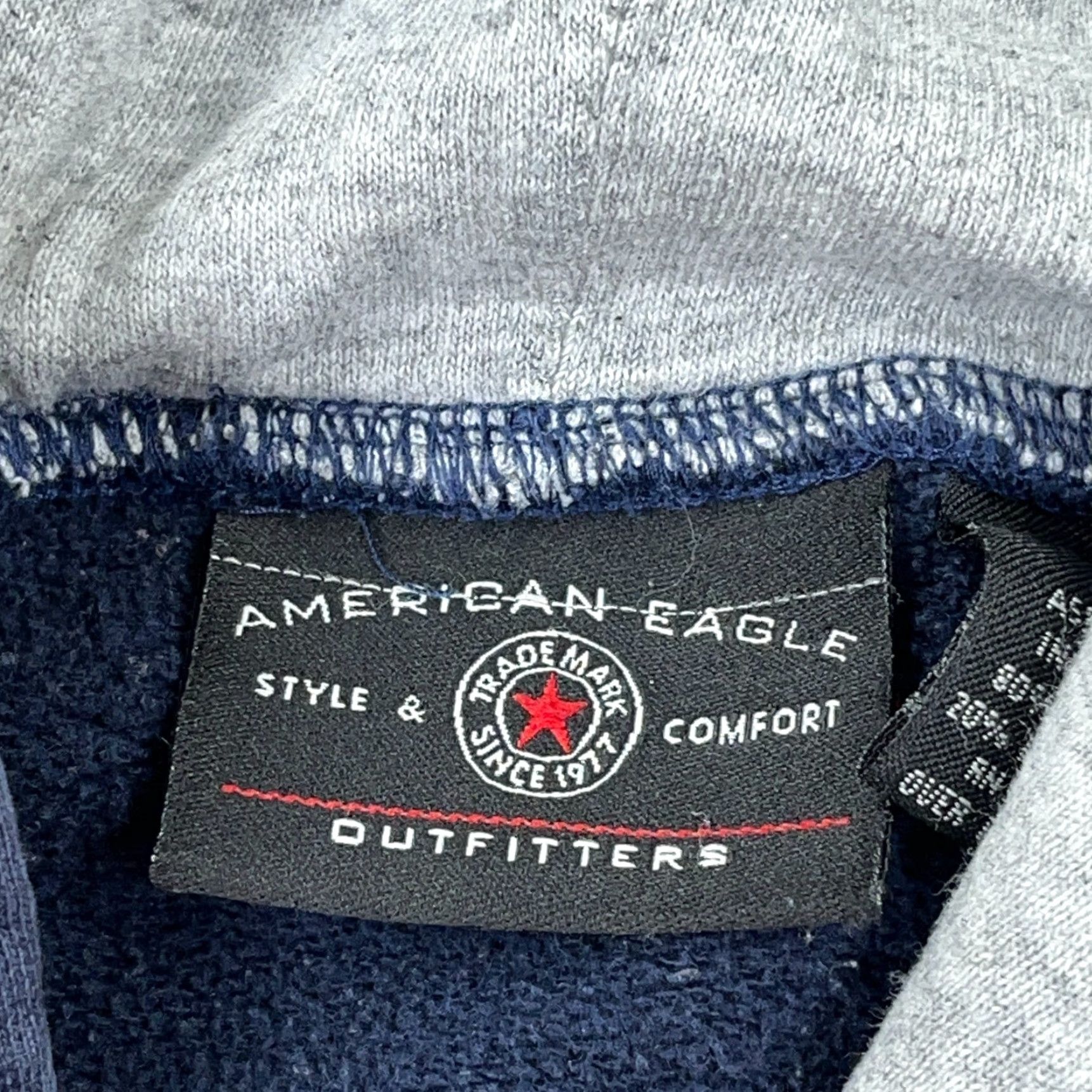 American Eagle Outfitters VINTAGE American Eagle Outfitters Hoodie Men L Blue Sweatshirt Faded Star 90s 2000s Logo Embroidered Pullover Crew Neck All Seasons Size US L / EU 52-54 / 3 - 3 Thumbnail