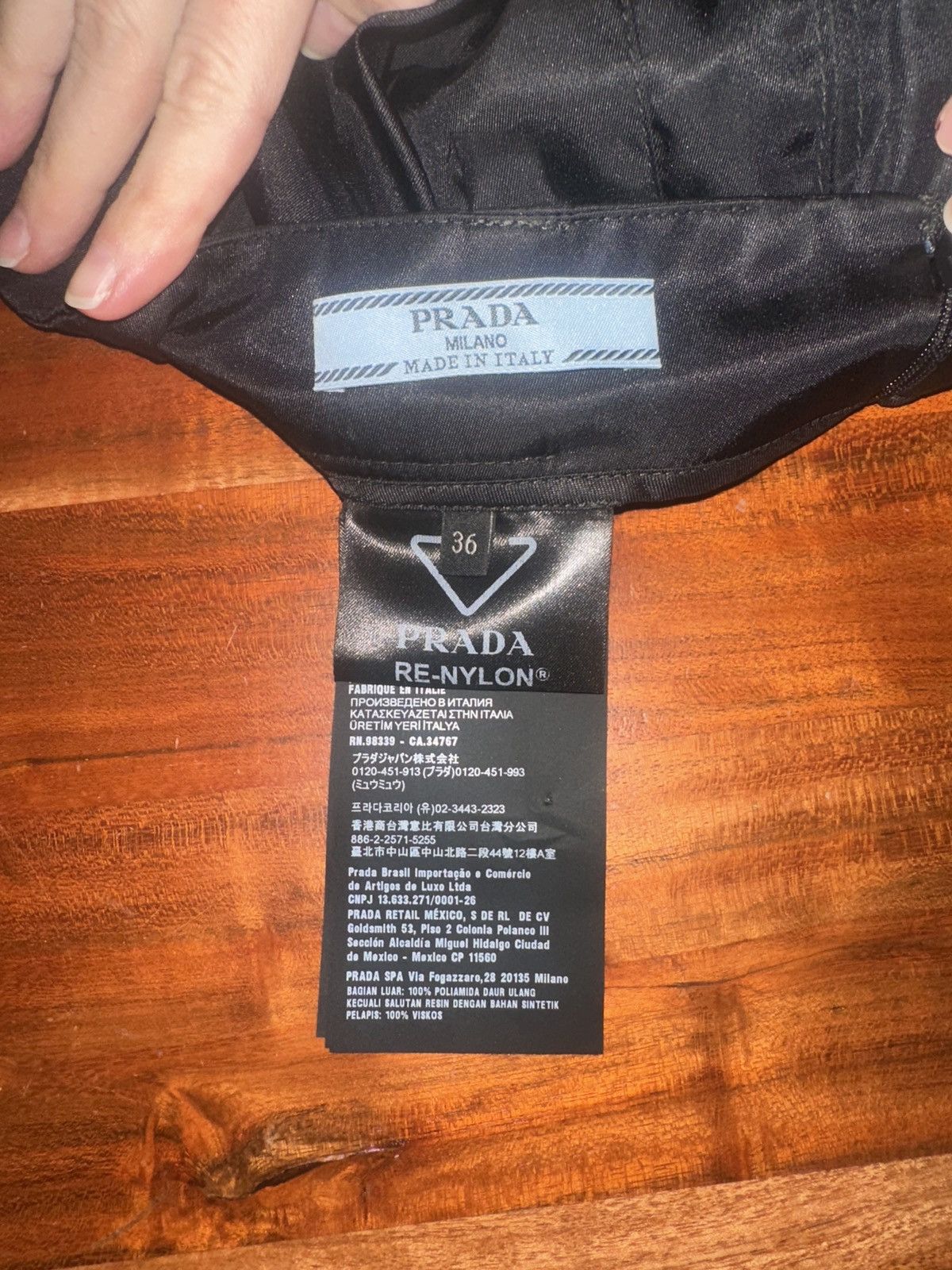 Prada Prada Re-Nylon Mini Skirt Size 25" / US 0 / IT 36 - 4 Thumbnail
