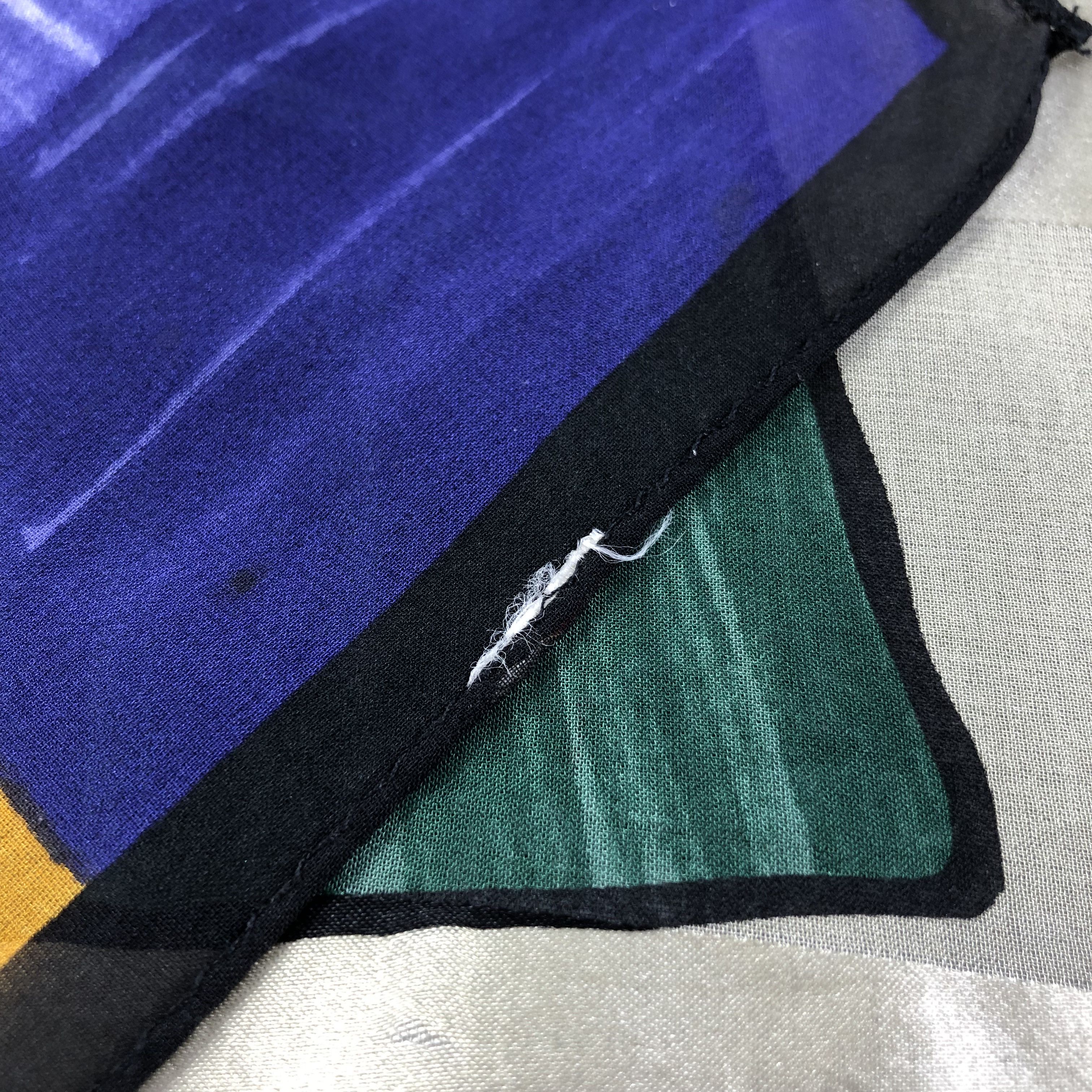 Charles Jourdan Charles Jourdan Colorful Slit Thread Silk Scarf M682 Size ONE SIZE - 5 Thumbnail