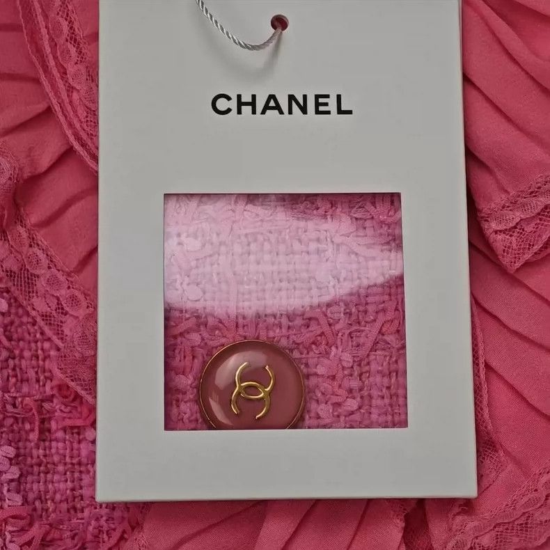 Chanel Chanel 23c early spring butterfly pink jacket Size XS / US 0-2 / IT 36-38 - 4 Thumbnail