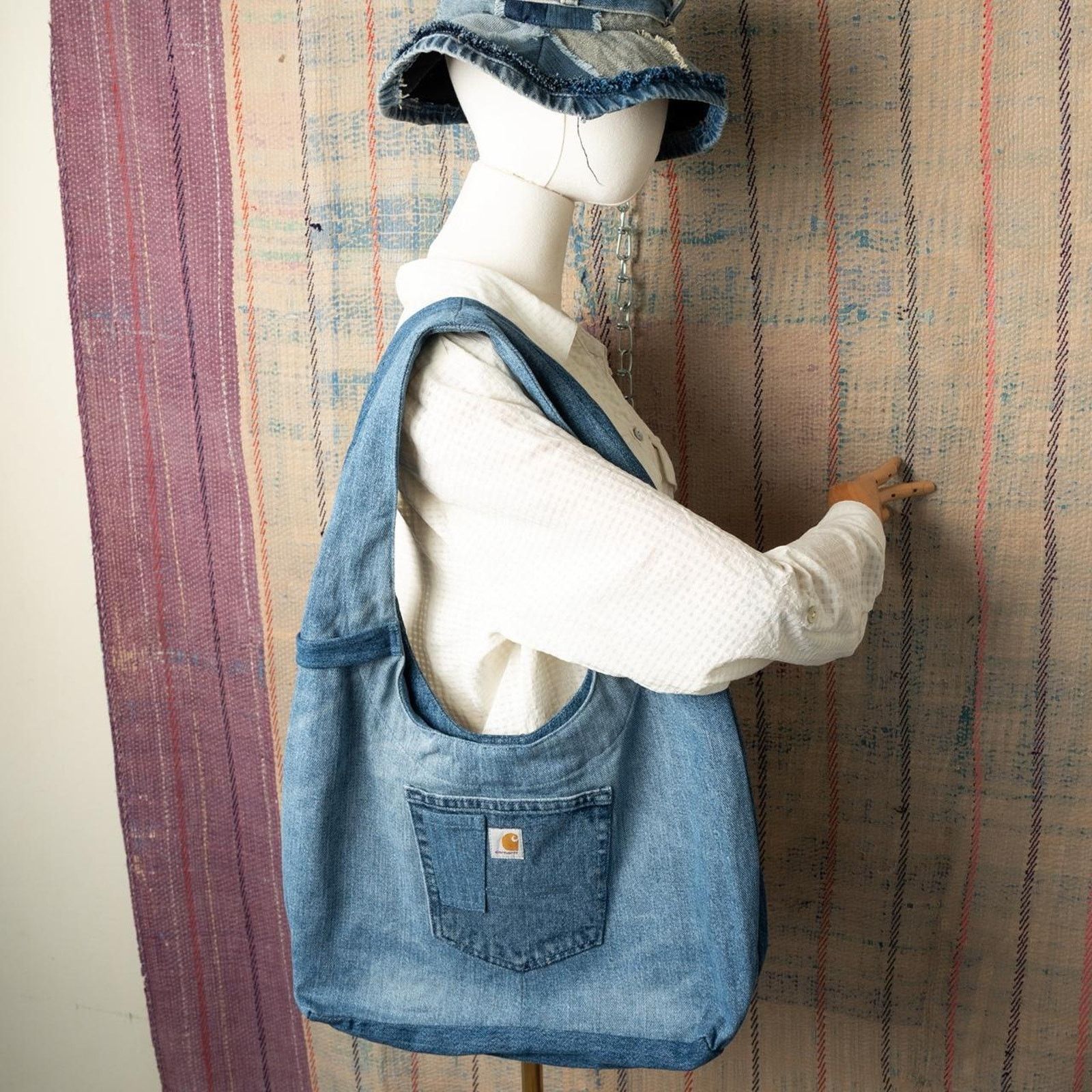 Carhartt Custom Upcycled Carhartt Hobo Bag | Upcycled shoulder bag Size ONE SIZE - 3 Thumbnail