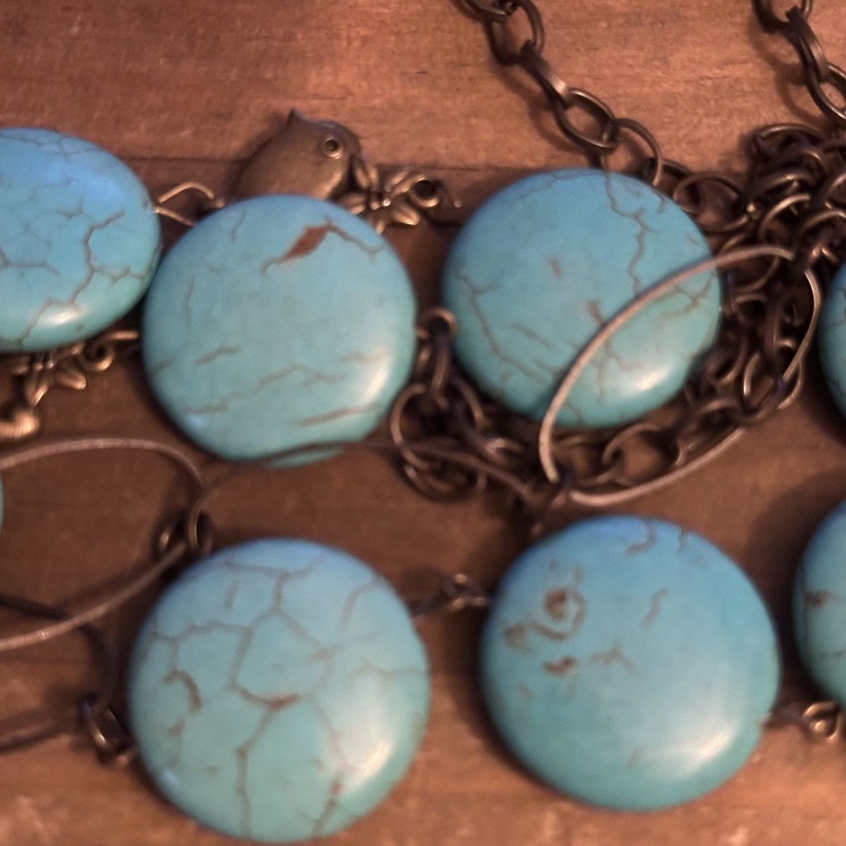 Vintage Vintage long bronze tone links, turquoise and birds necklace Size ONE SIZE - 4 Thumbnail