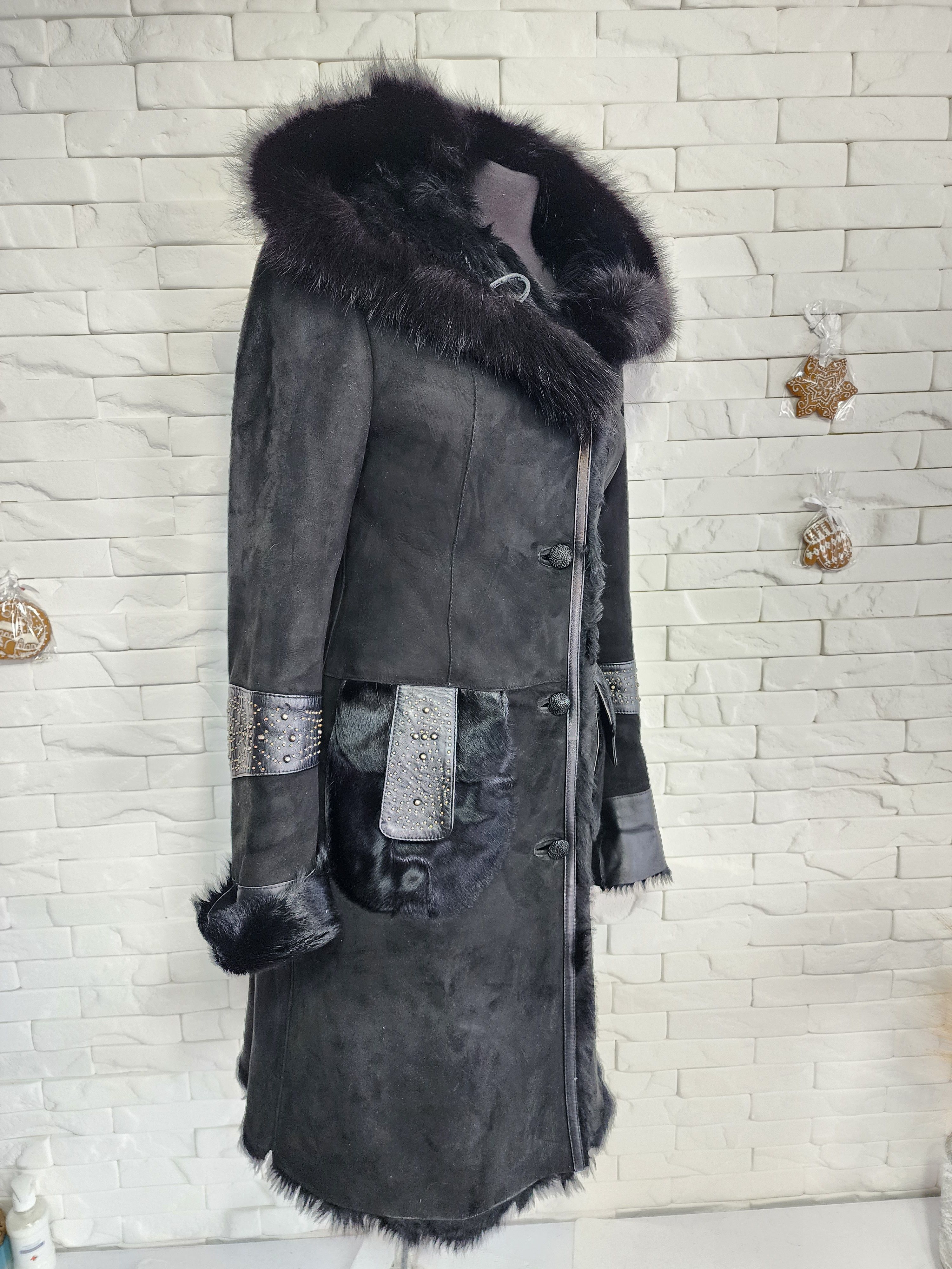 Furla Black Goat Fur Coat: Women's Fur Hooded Jacket, Button Front Size M / US 6-8 / IT 42-44 - 3 Thumbnail