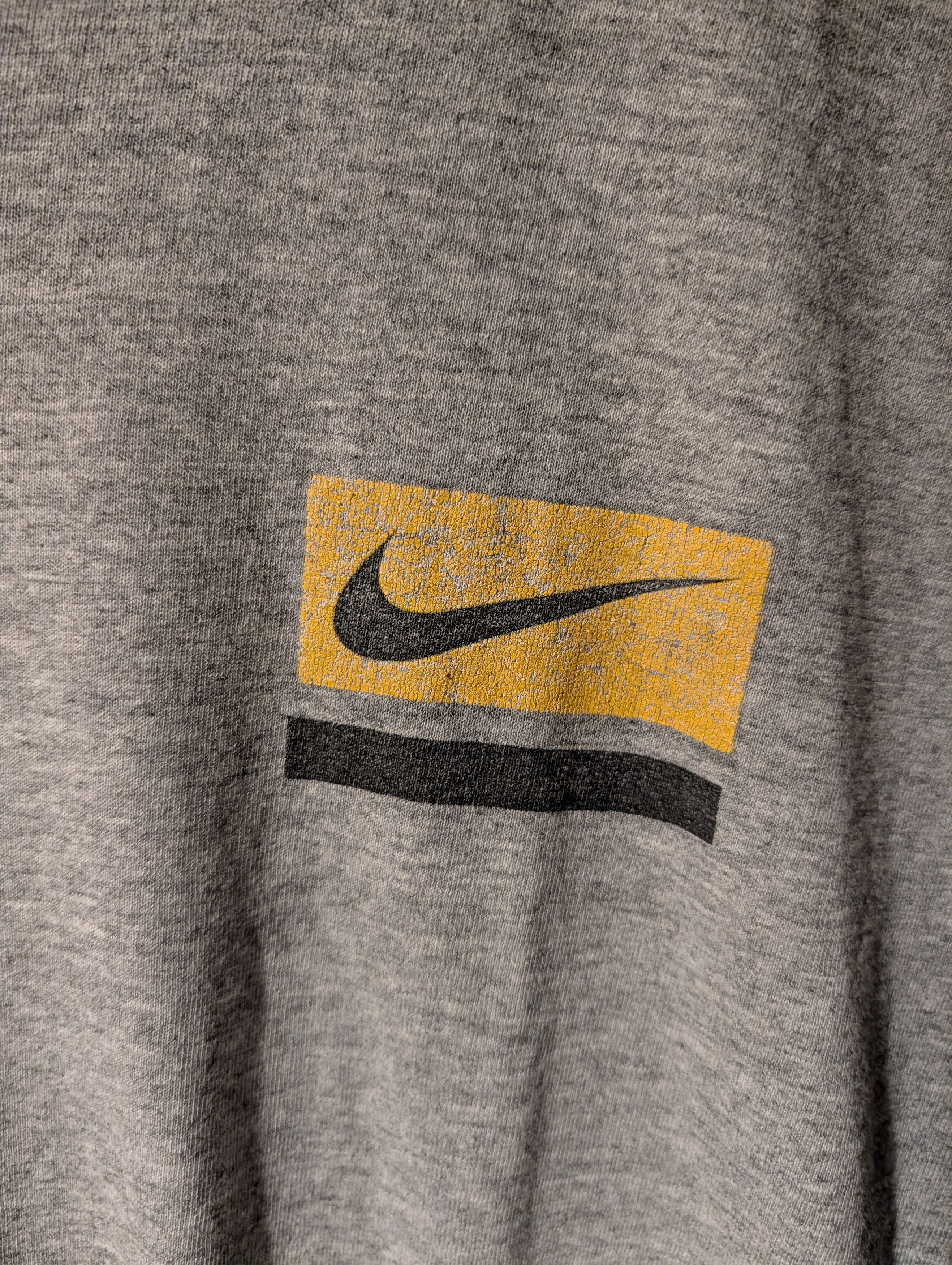 Nike Vintage 90s Nike Athletics Swoosh Performance T-Shirt Size US XL / EU 56 / 4 - 7 Thumbnail