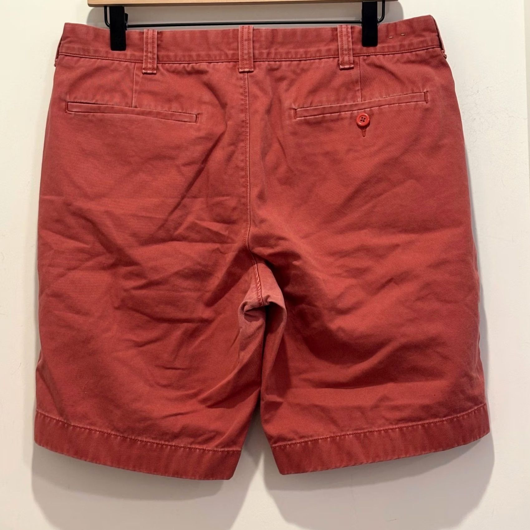 J.Crew J.Crew Chino Shorts 33 Red 9 Inch Inseam 100% Cotton Twill Casual Summer Mens Size US 33 - 3 Thumbnail