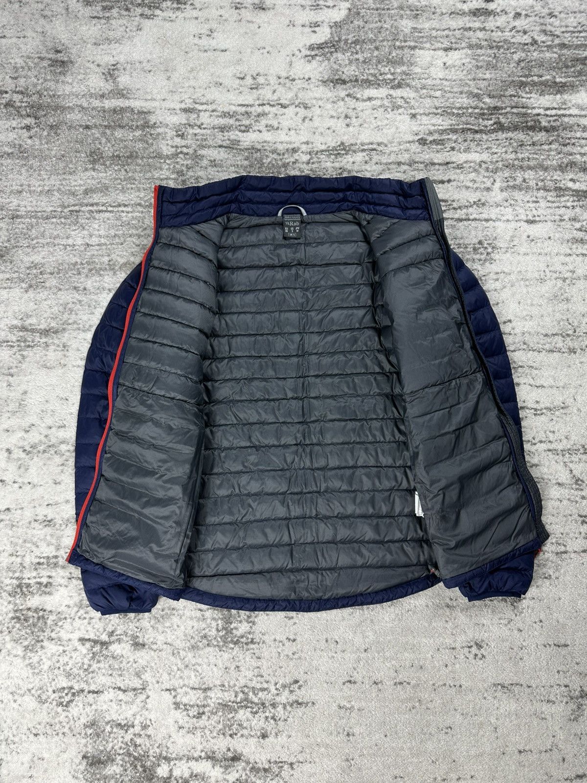 Rab Rab Microlight Jacket Down Hiking Trail Trekking Jacket Size US S / EU 44-46 / 1 - 2 Thumbnail