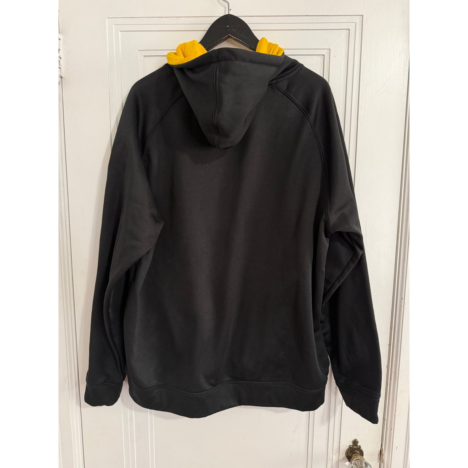 Colosseum Athletics Iowa Hawkeyes Stitched Hoodie Sweatshirt Size XL Size US XL / EU 56 / 4 - 6 Thumbnail
