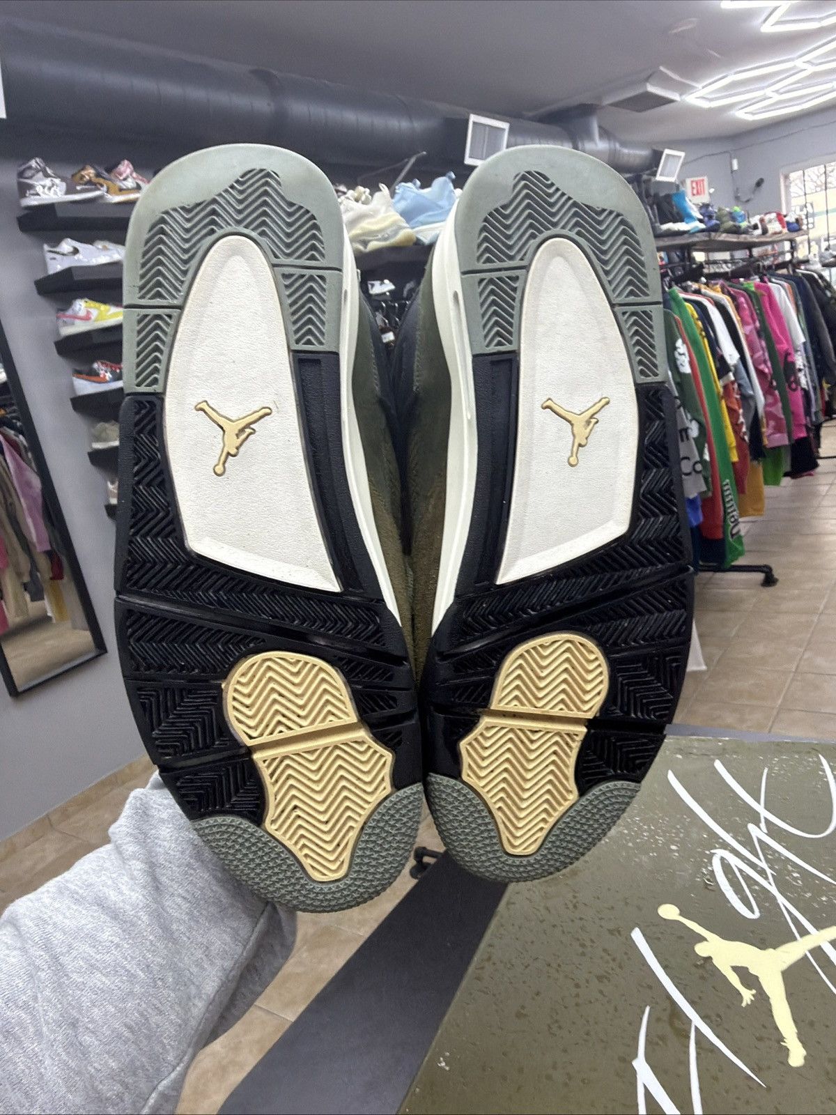 Jordan Brand Air Jordan 4 Craft ‘Olive’ Men’s Size 12 Pre-owned Sneakers Size US 12 / EU 45 - 19 Thumbnail