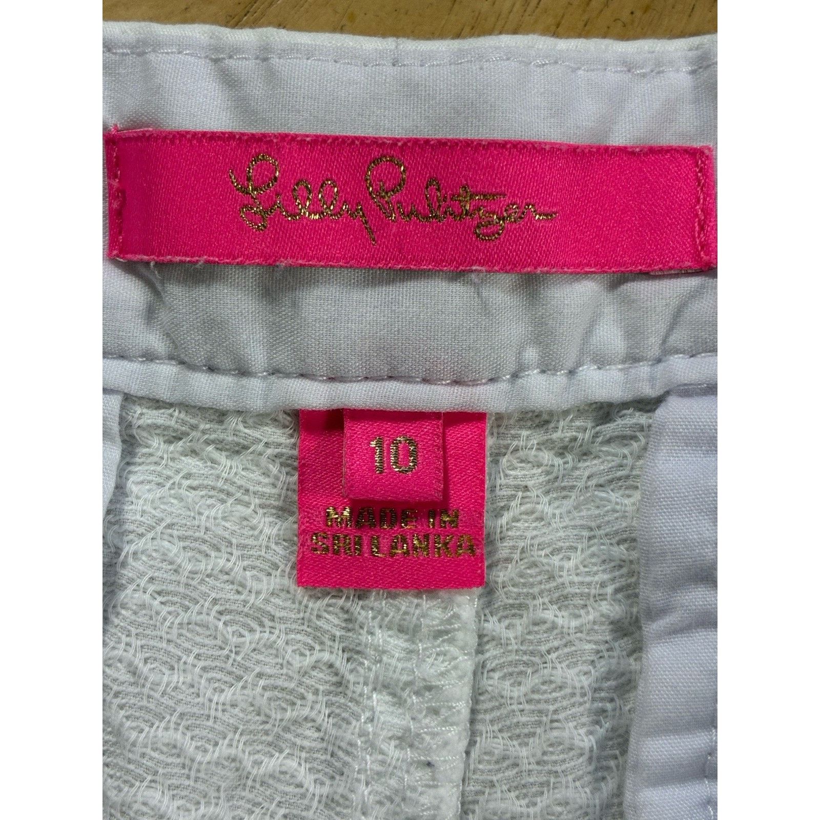 Lilly Pulitzer Lilly Pulitzer Madison White Seersucker Scalloped Womens 10 Size 32" / US 10 / IT 46 - 3 Thumbnail