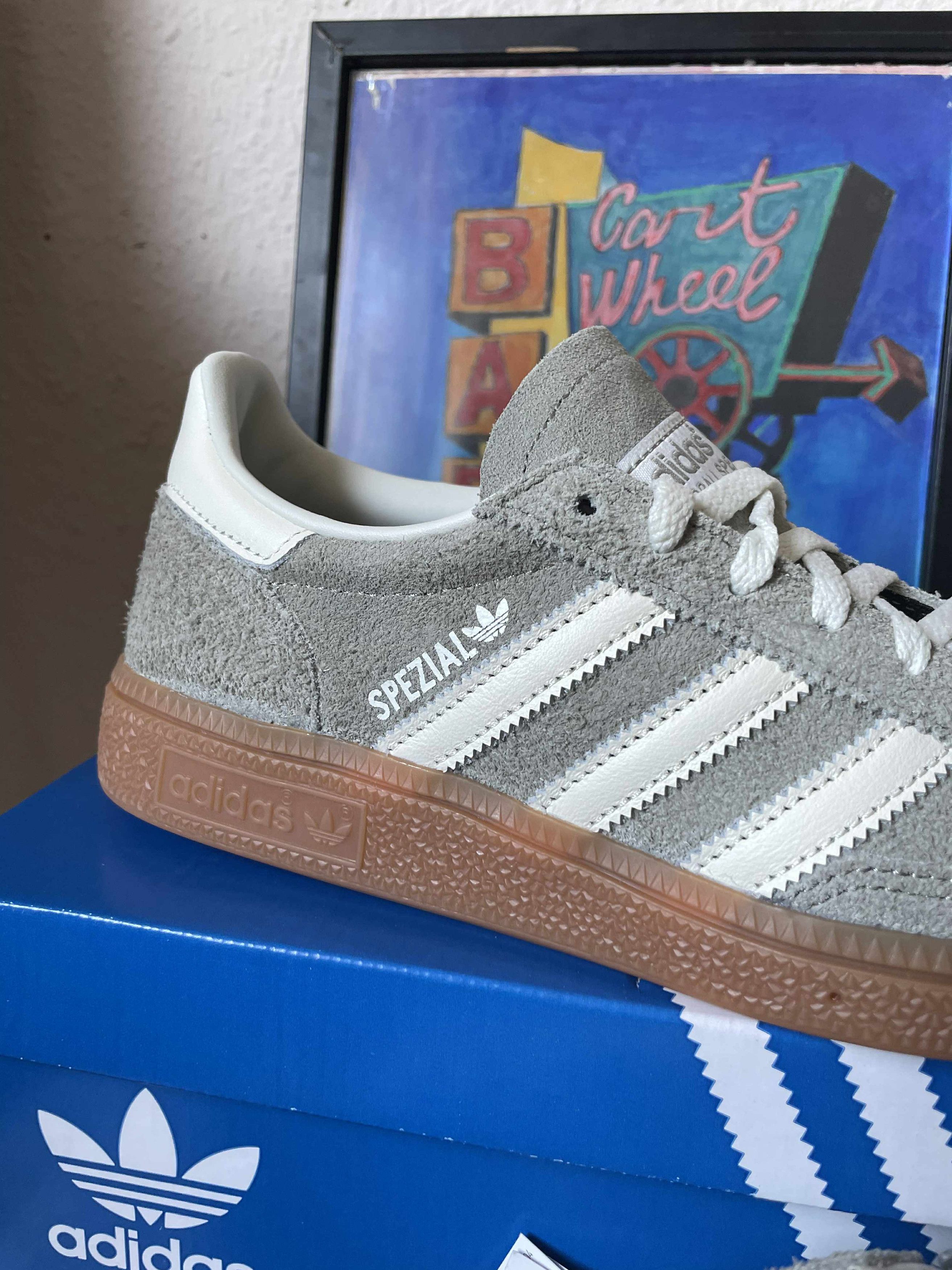 Adidas Adidas handball spezial Womens US 6 EU 37.5 grey Size US 6 / IT 36 - 3 Thumbnail