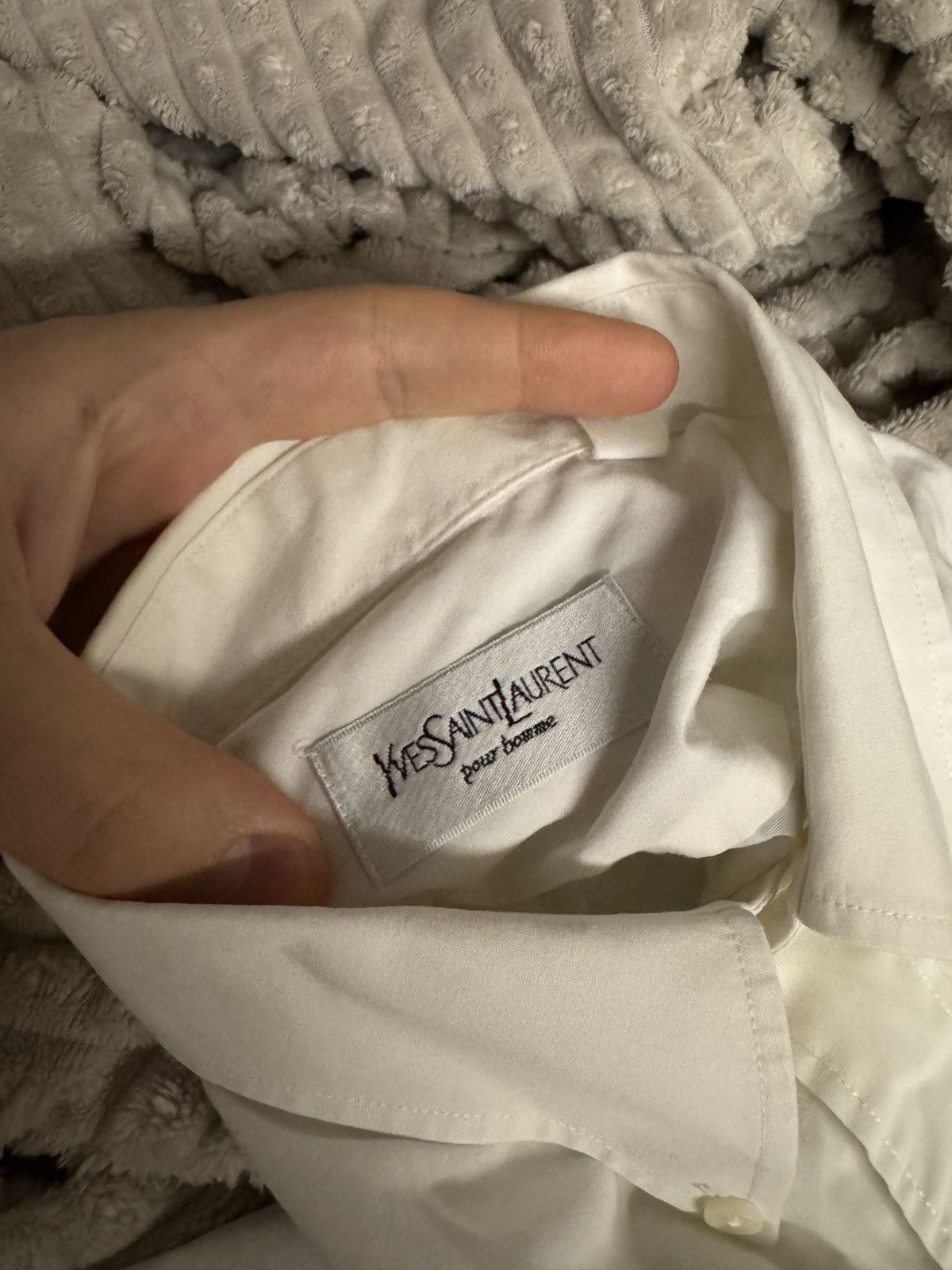 Yves Saint Laurent Yves Saint Laurent White Long Sleeve button up shirt 39 15.5 Size US M / EU 48-50 / 2 - 12 Thumbnail