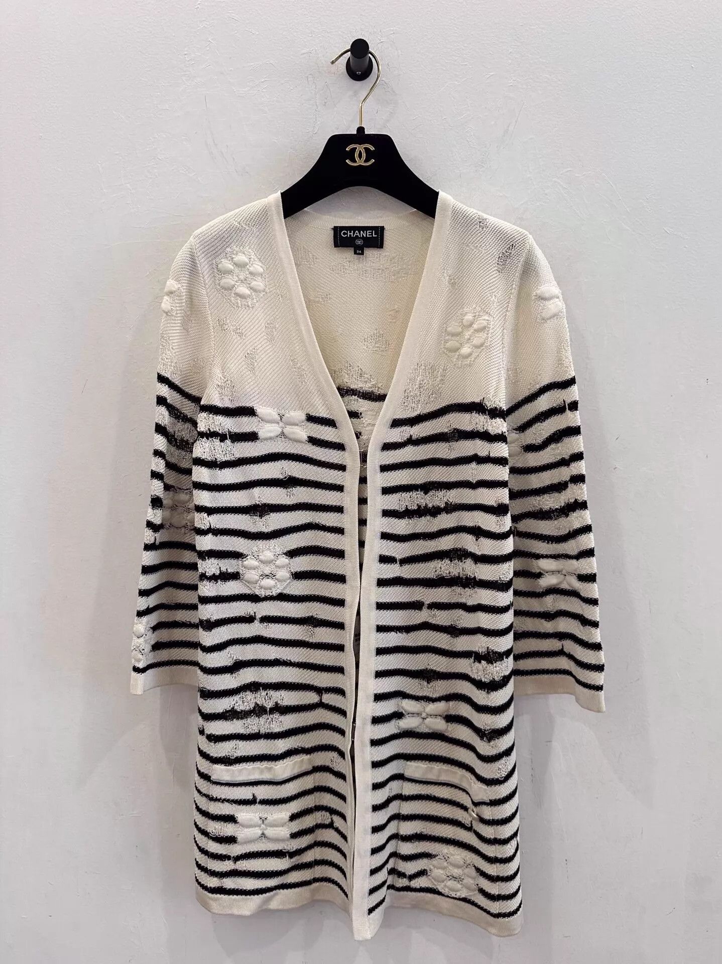 Chanel Chanel women's black white colorblocked striped cardigan Size XS / US 0-2 / IT 36-38 - 1 Thumbnail