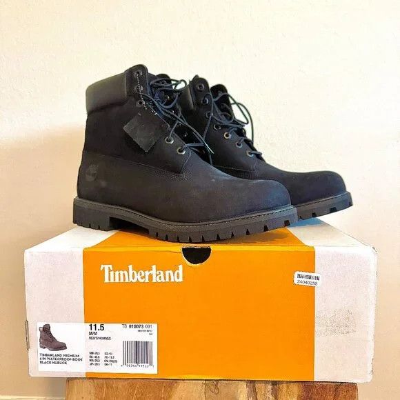 Timberland NWOT Premium 6" Waterproof Boot Black Nubuck Size US 11.5 / EU 44-45 - 1 Thumbnail