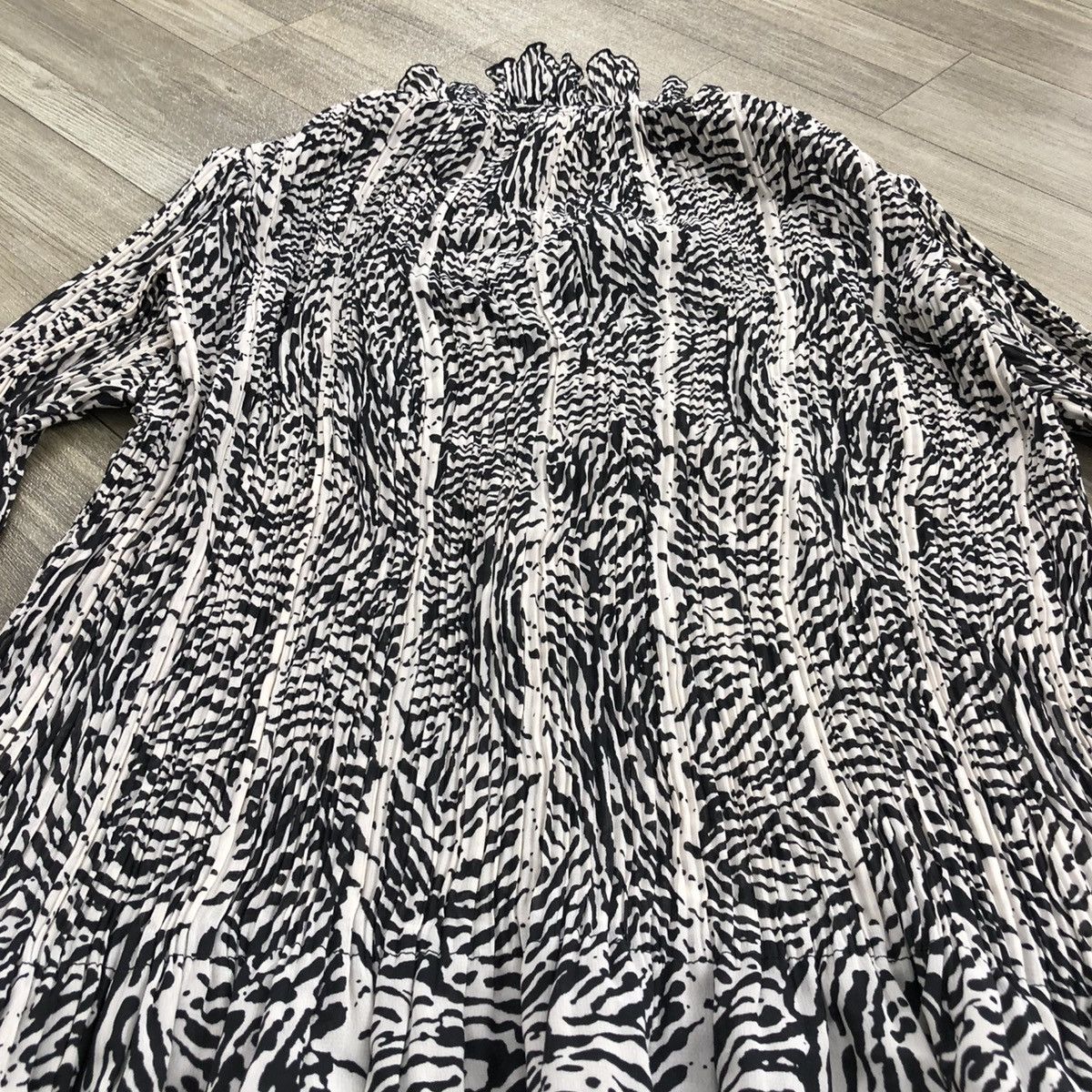 Japanese Brand × Vintage Issey Miyake Pleats Please Inspired Voltaire Abstract Blouse Size M / US 6-8 / IT 42-44 - 12 Thumbnail