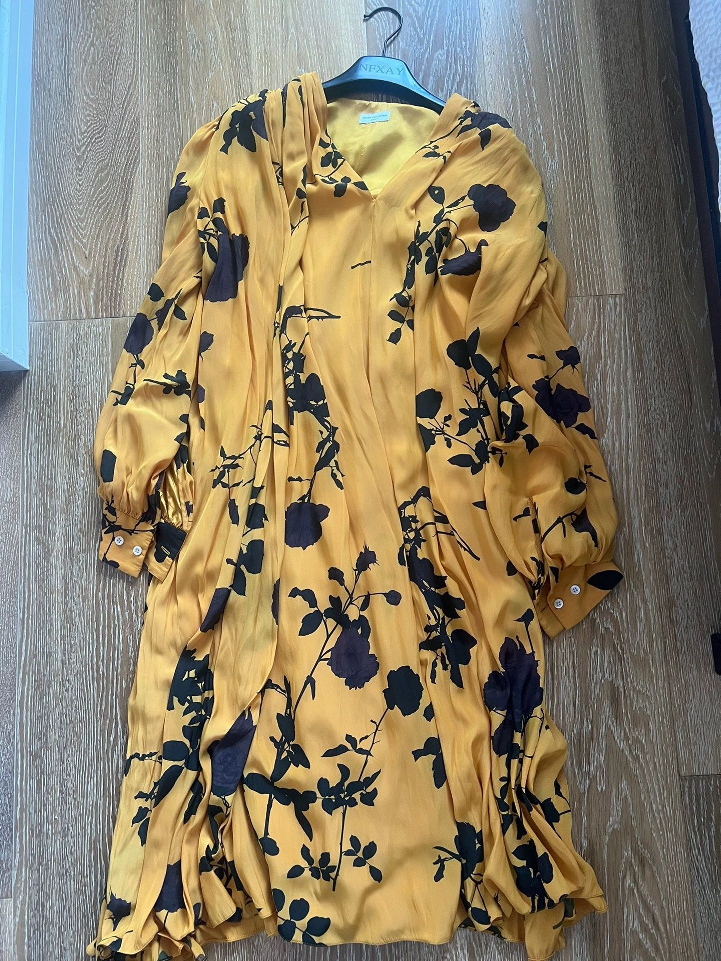 Dries Van Noten DRIES VAN NOTEN silk dresses - -DMC Size US XS / EU 42 / 0 - 1 Thumbnail