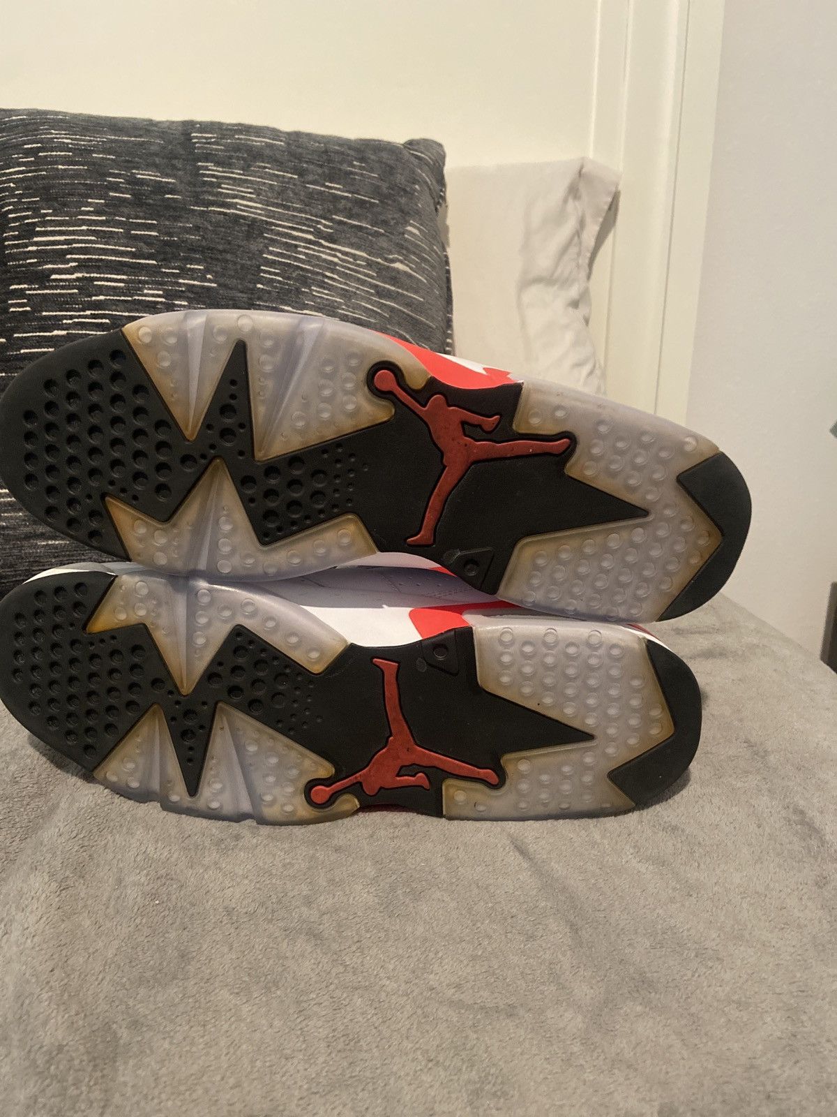 Jordan Brand Air Jordan six retro white infrared Size US 14 / EU 47 - 4 Thumbnail