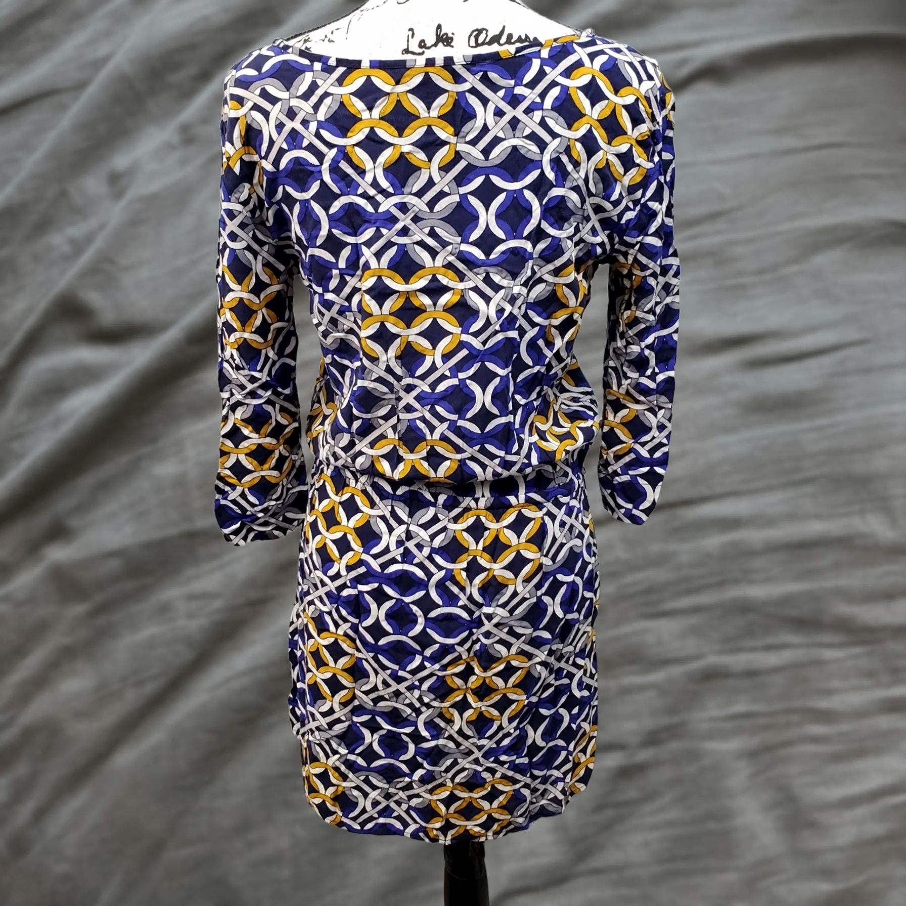Banana Republic Banana Republic Mini Dress Women S Multicolor Geometric Boat Neck Cinch Tie Waist dress Size S / US 4 / IT 40 - 1 Thumbnail
