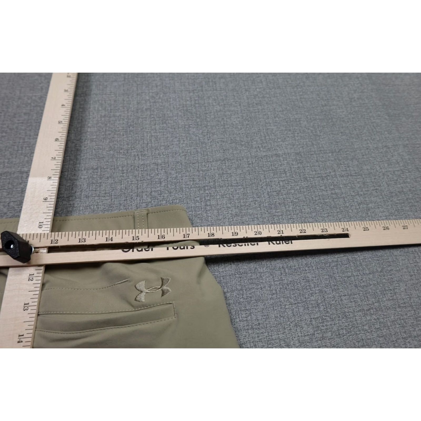 Under Armour Under Armour Golf Pants Mens 36x30 Beige Khakis Performance Stretch Pockets Size US 36 / EU 52 - 7 Thumbnail