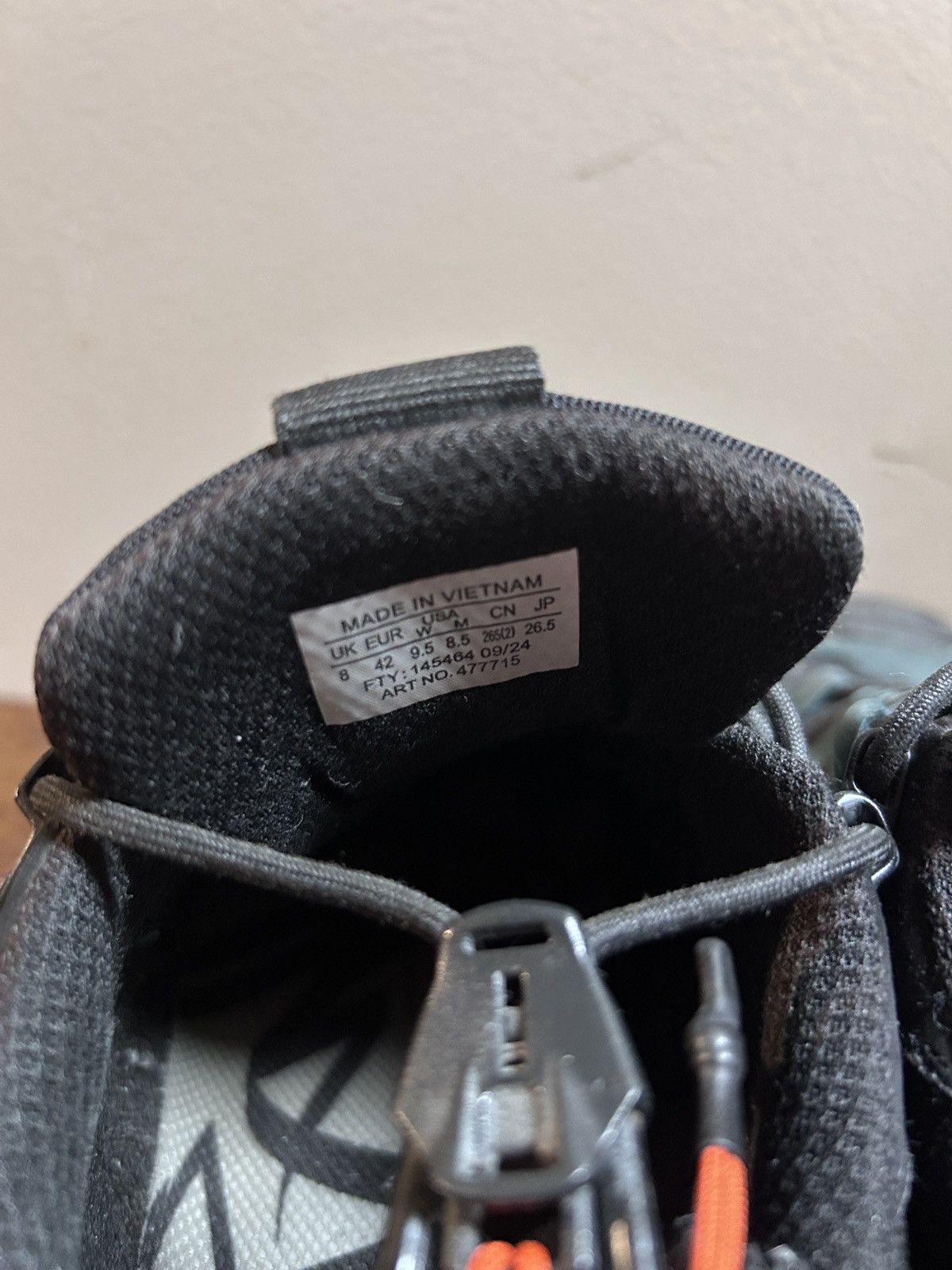 GR10K × Salomon Gr10k Salomon Quest 2 Low Size US 8.5 / EU 41-42 - 6 Thumbnail