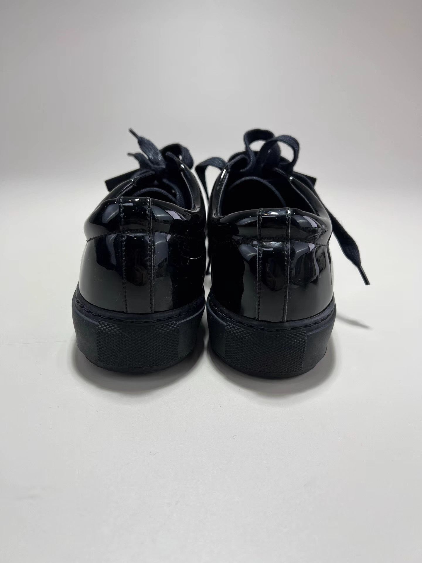 Acne Studios ACNE STUDIOS Square Face Patent Leather Sneakers Size US 7 / IT 37 - 4 Thumbnail