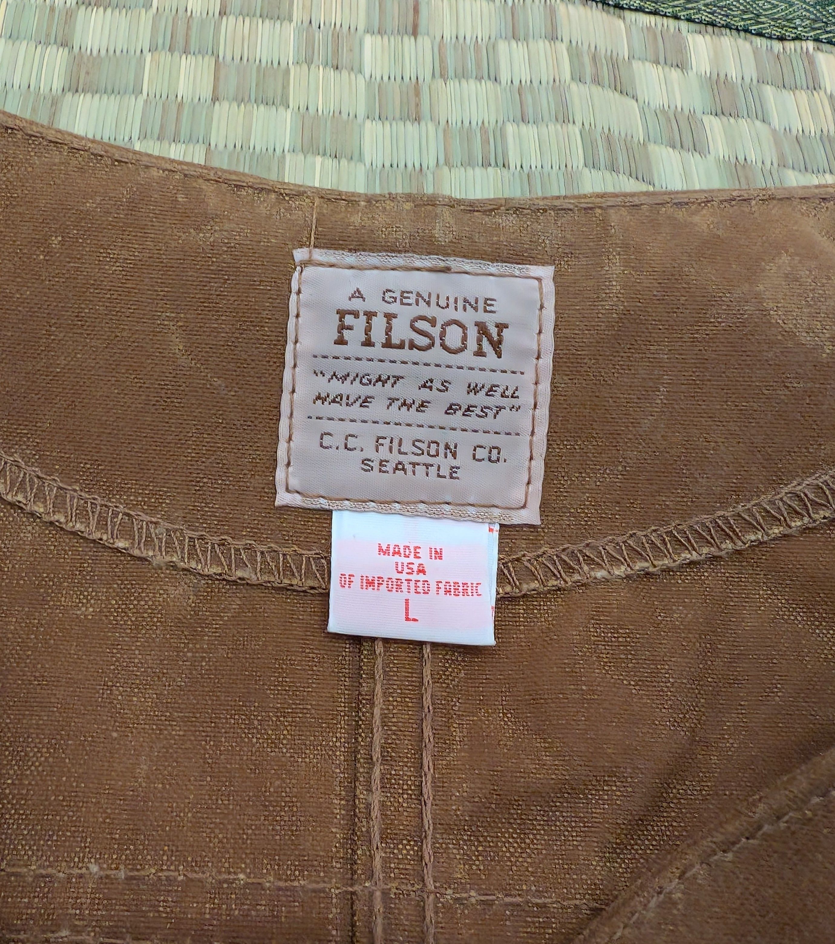 Filson RARE SAMPLE Filson 032 Waxed Half Moon Hunting Vest Size US L / EU 52-54 / 3 - 3 Thumbnail