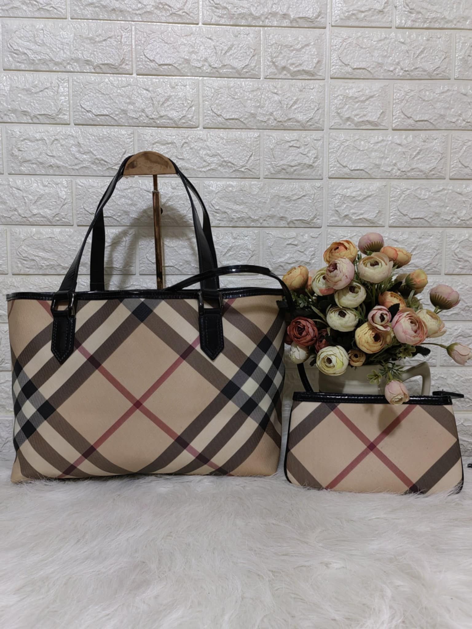 Burberry BURBERRY SUPERNOVA CHECK NICKIE TOTE BAG. Size ONE SIZE - 6 Thumbnail