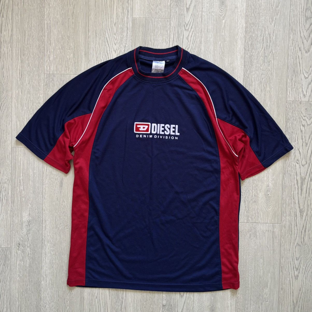 Diesel × Vintage Vintage Diesel Denim Division T shirt logo Size US XL / EU 56 / 4 - 1 Thumbnail