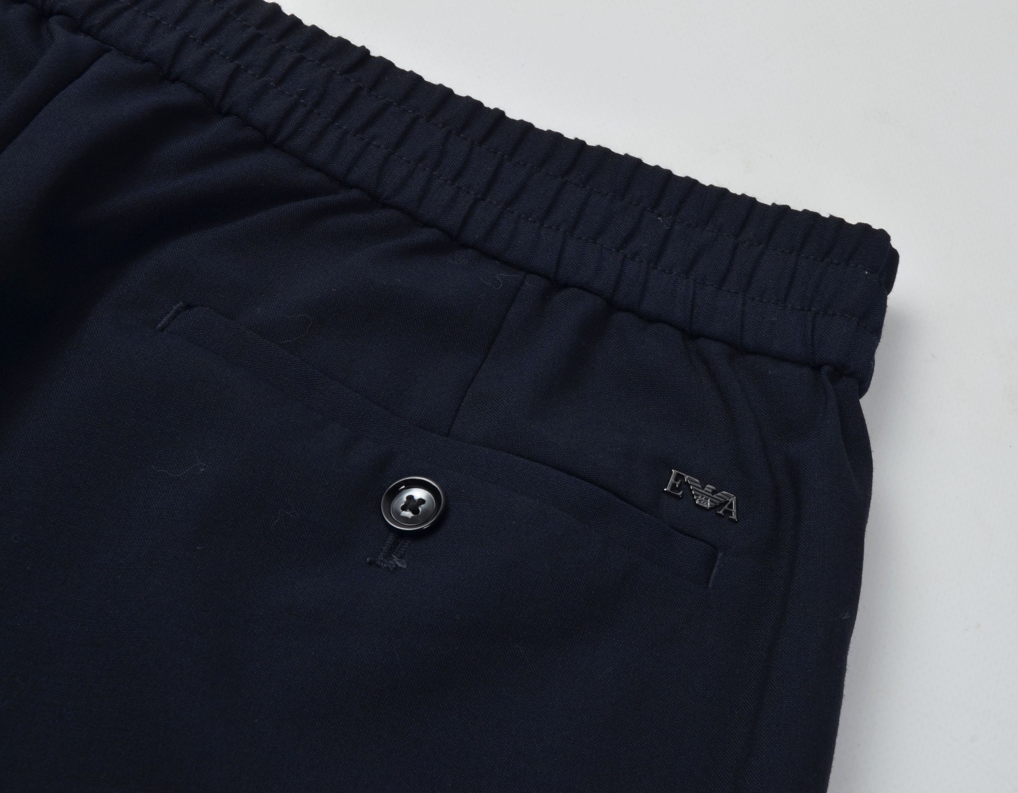 Armani × Emporio Armani Emporio Armani Navy Wool Blend Carrot Fit Trousers Pants Size US 32 / EU 48 - 7 Thumbnail