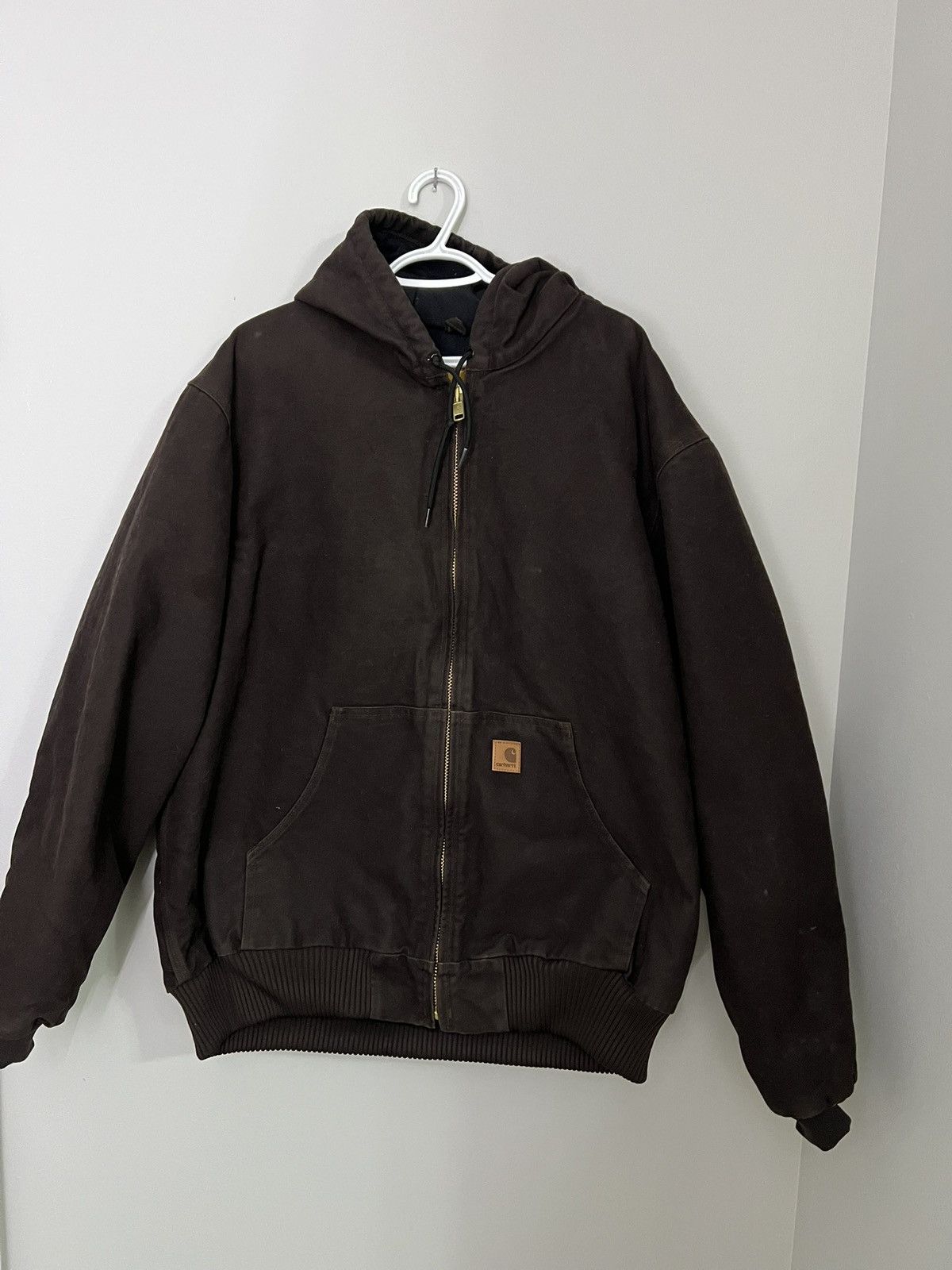 Carhartt Vintage Carhartt Hooded Jacket J130 DKB Brown Size US XL / EU 56 / 4 - 1 Thumbnail