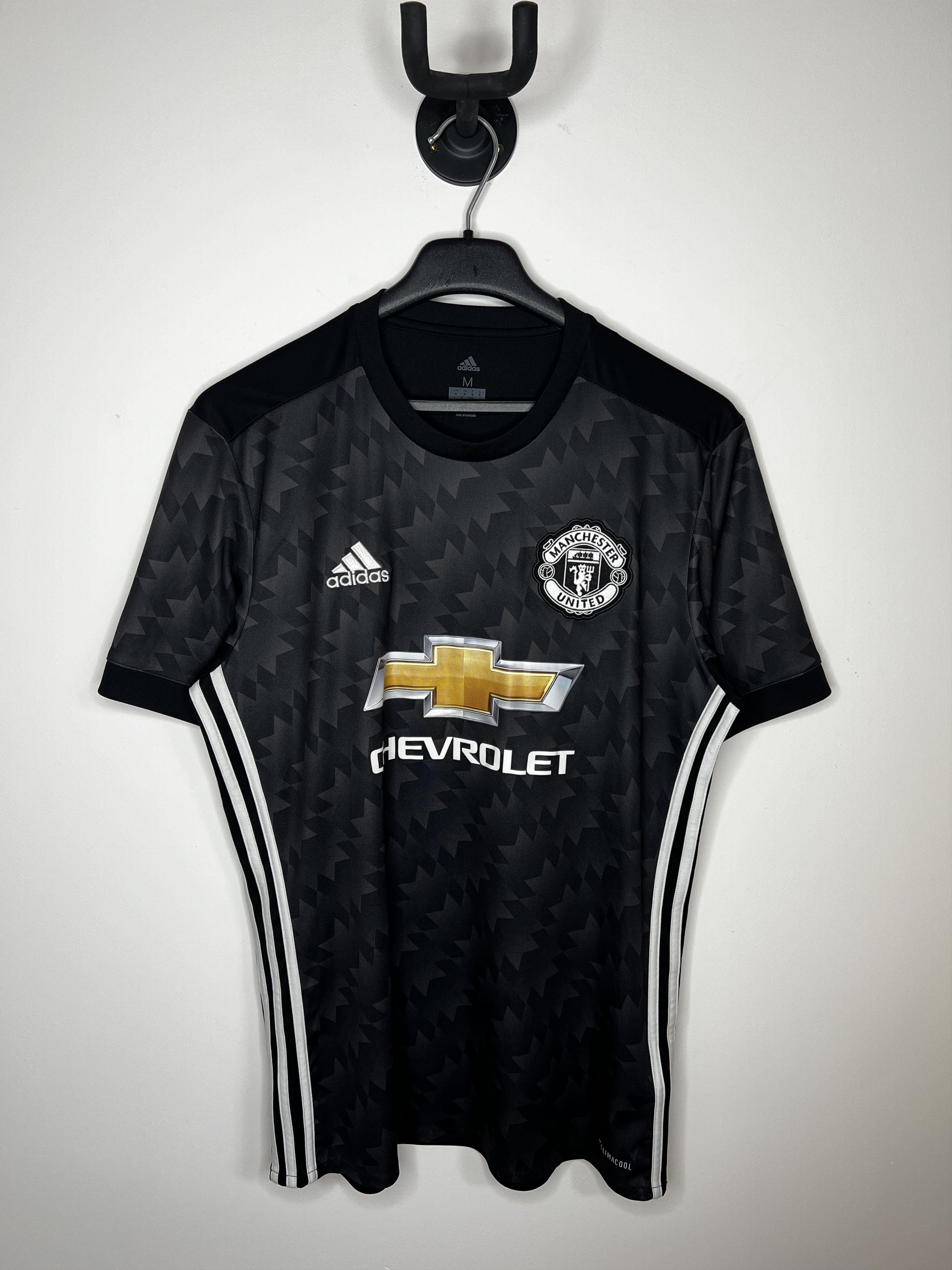 Adidas MANCHESTER UNITED 2017-18 AWAY FOOTBALL SHIRT SOCCER JERSEY Size US M / EU 48-50 / 2 - 1 Thumbnail