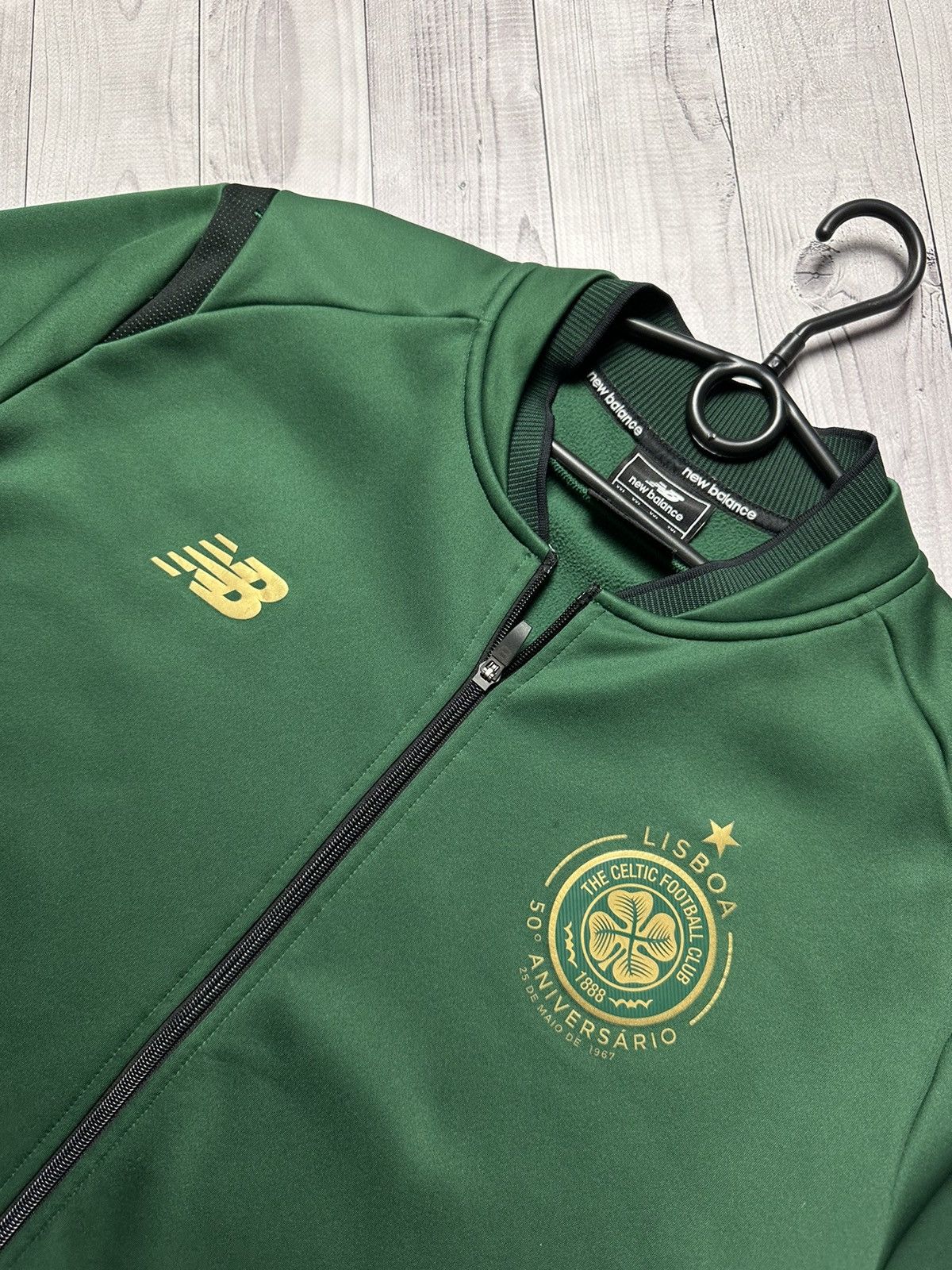 New Balance Vintage New Balance Celtic soccer track jacket size XXL Size US XXL / EU 58 / 5 - 6 Thumbnail