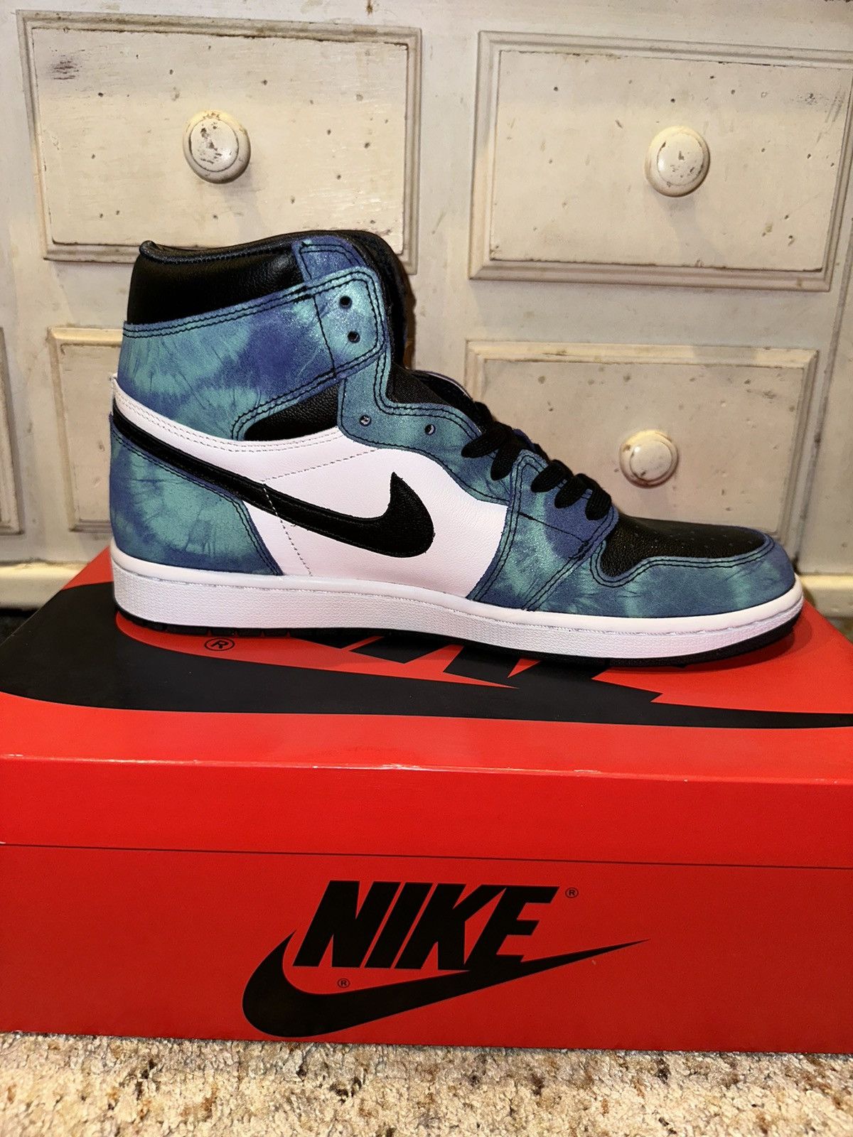 Jordan Brand × Nike Jordan 1 Retro High Tie Dye (Men’s size 10.5) Size US 12 / IT 42 - 7 Thumbnail