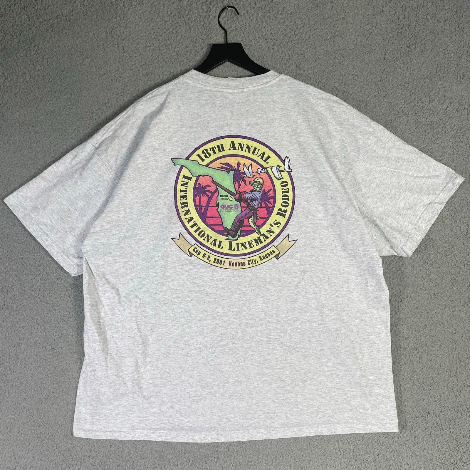 Gildan Vintage 2001 International Lineman’s Rodeo T-Shirt XXXL Size US XXL / EU 58 / 5 - 1 Thumbnail