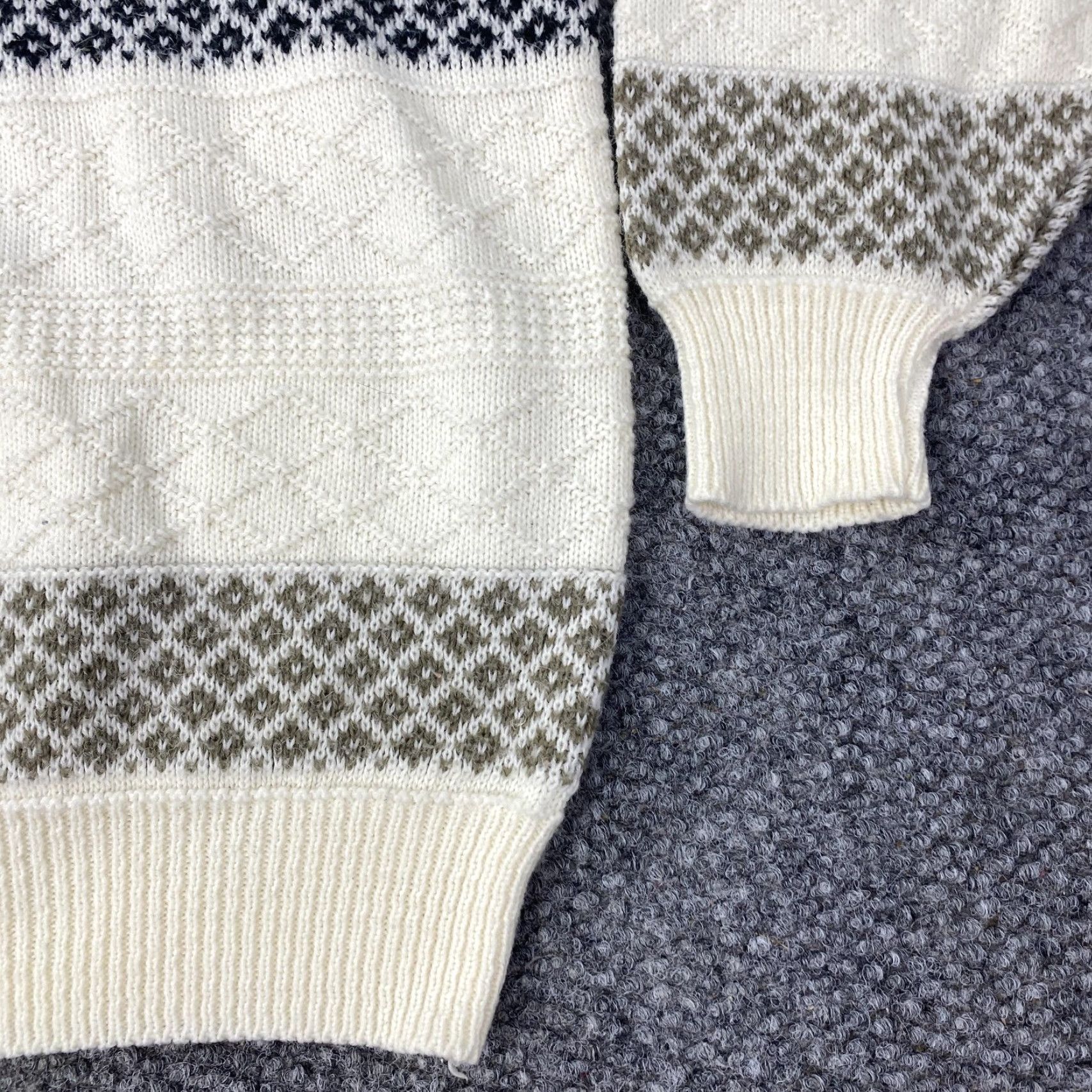 Vintage VINTAGE Cape Cod Sportswear Sweater Men XL Ivory Crewneck Fair Isle Knit 90s Mens XL Ivory Fair Isle Knit Sweater Size US XL / EU 56 / 4 - 2 Thumbnail