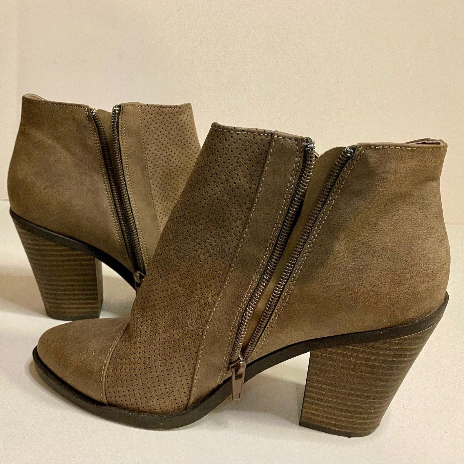 Esprit Esprit Kali Tan High Heel Ankle Booties Shoes Womens 7.5 Size US 7.5 / IT 37.5 - 10 Thumbnail