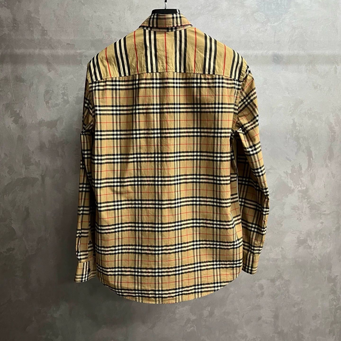 Burberry Burberry Classic Beige Stripe Shirt Size US S / EU 44-46 / 1 - 5 Thumbnail